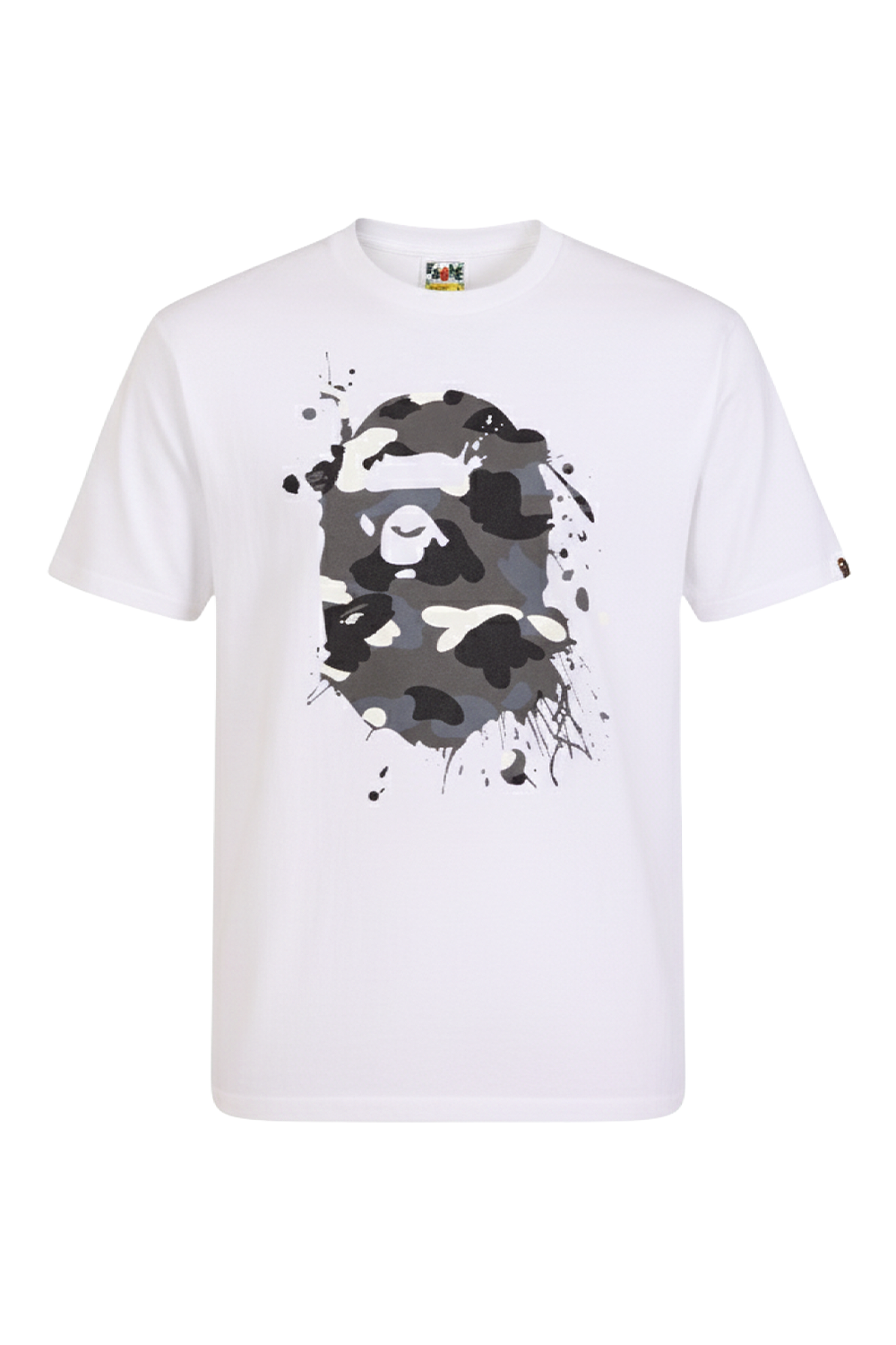 תמונה קידמית של חולצת טי