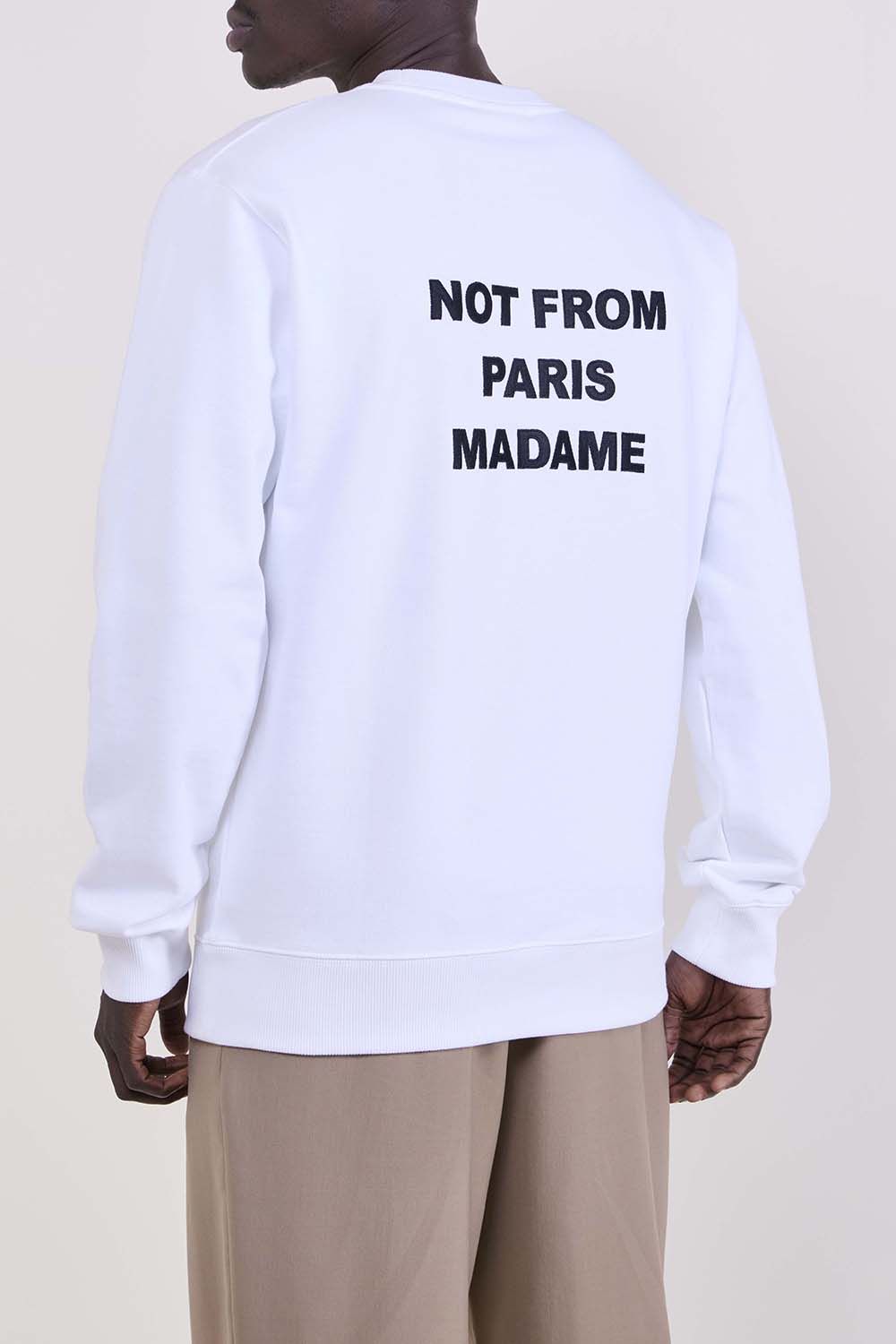 תמונת דוגמן אחורית של סווטשירט