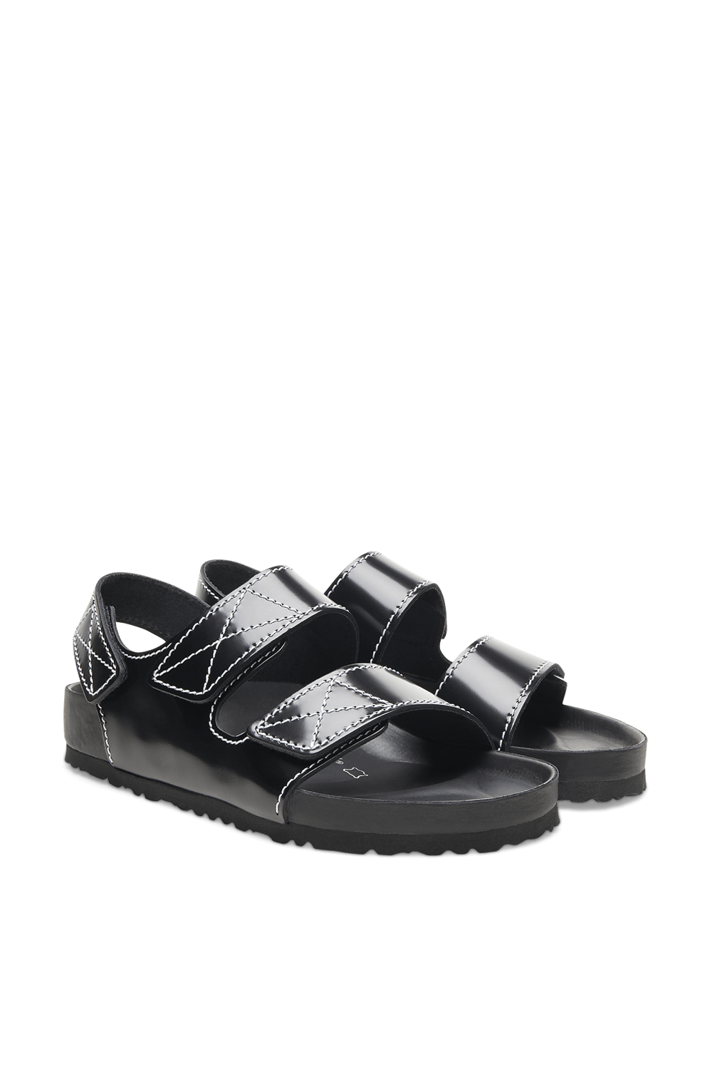 תמונת פנים של פרונזה שולר X בירקנשטוק סנדלי מילאנו בצבע שחור