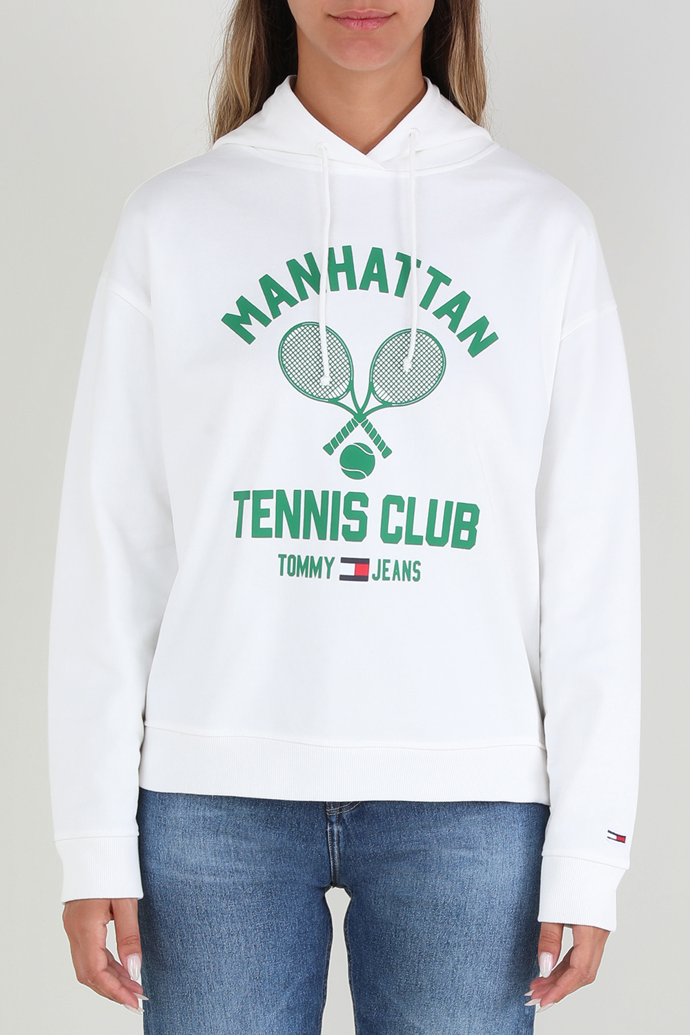 תמונת דוגמן קידמית של סווטשירט קפוצ'ון טניס קלאב