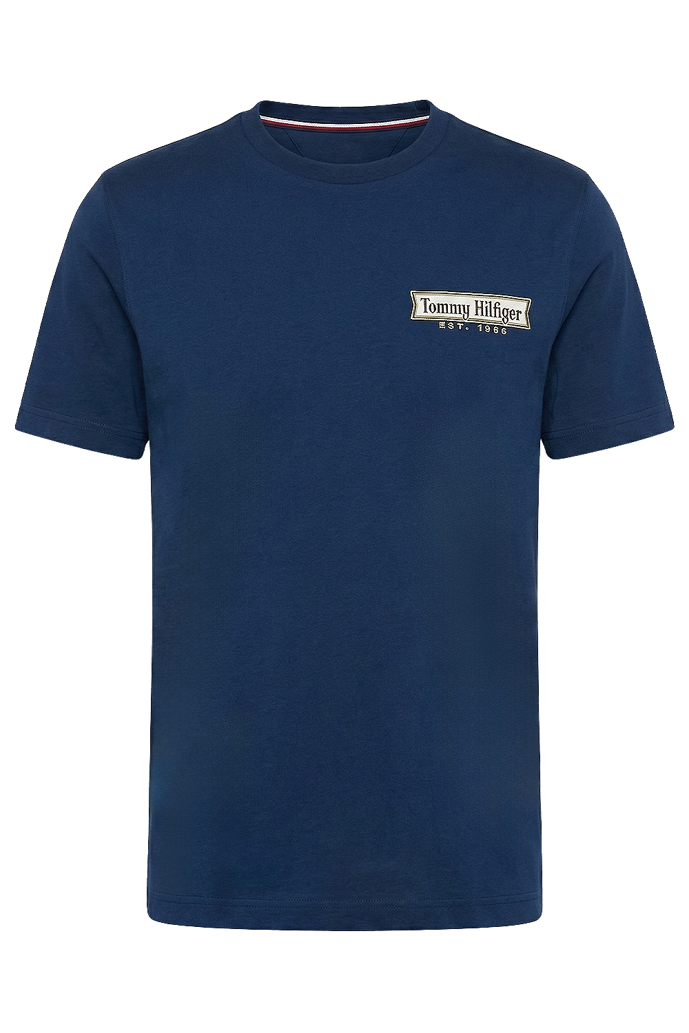 תמונה קידמית של חולצת טי