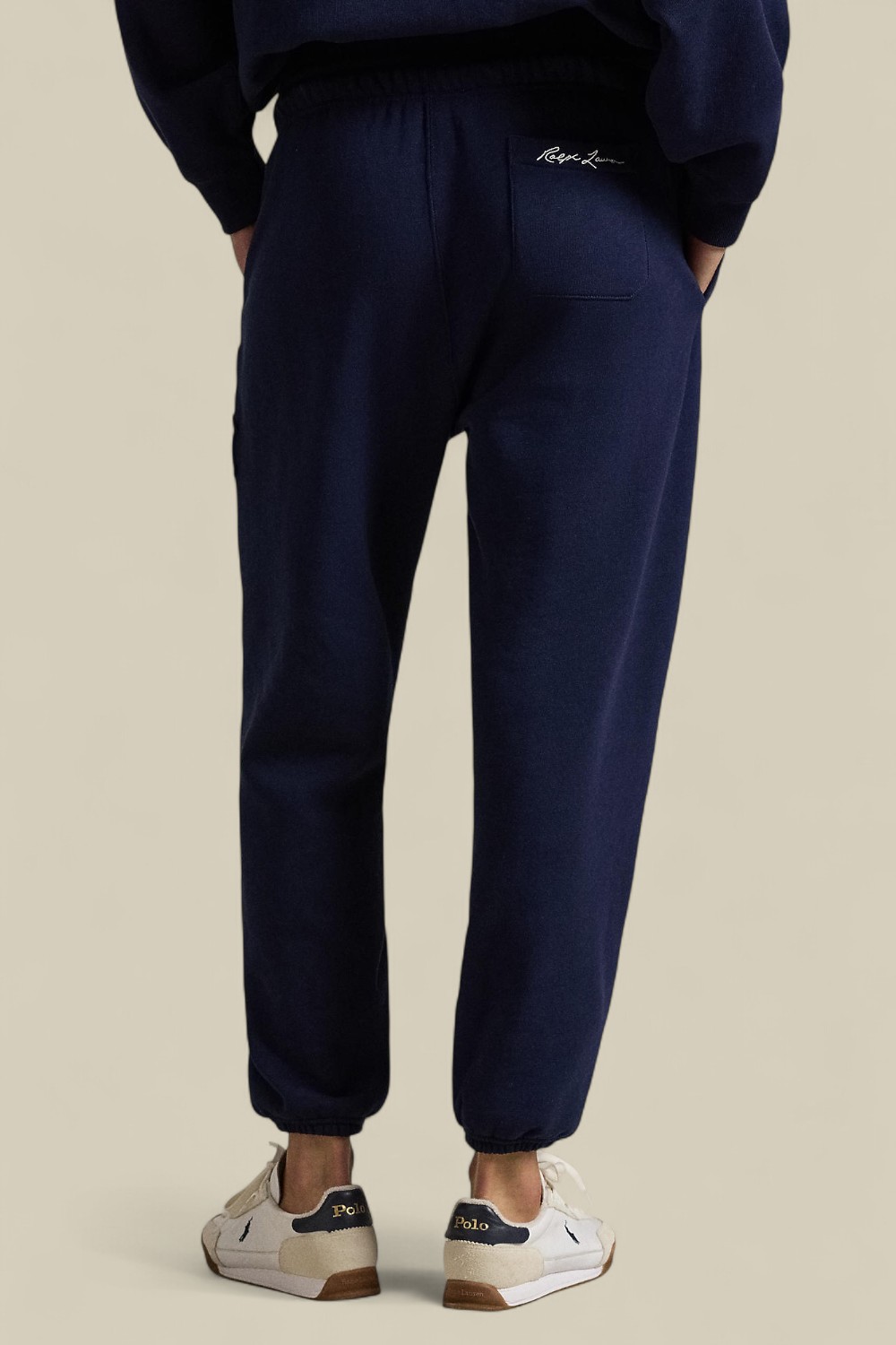 תמונת דוגמן אחורית של פולו ראלף לורן X MLB מכנסי ג'וגר