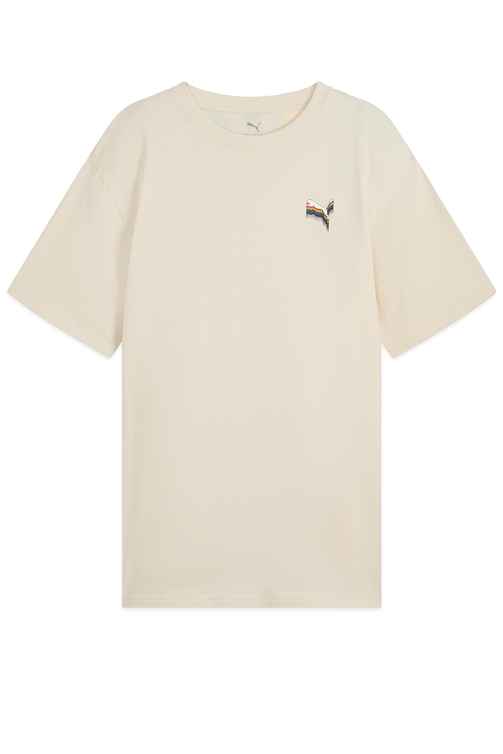 תמונה קידמית של חולצת טי