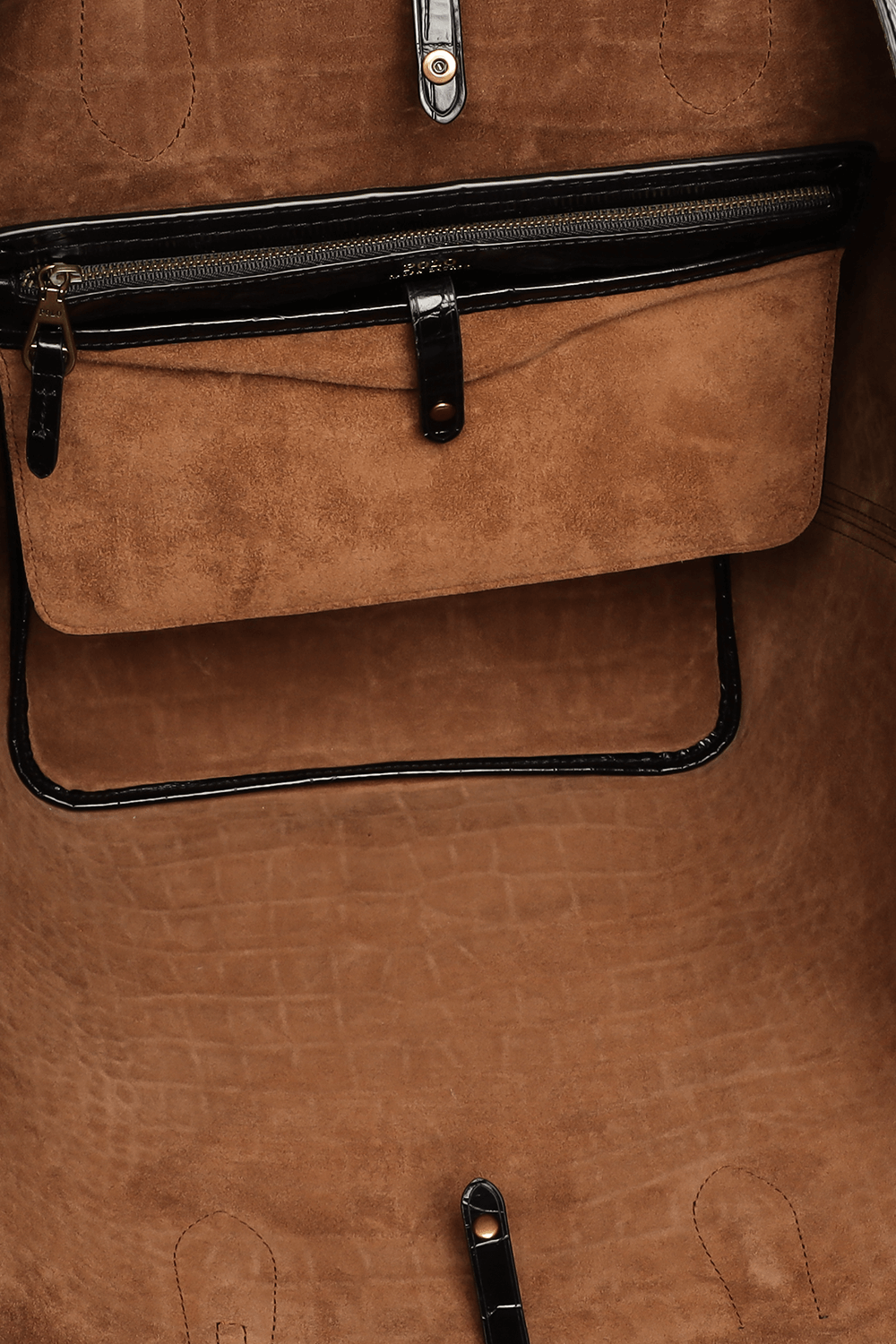 תמונת פנים של תיק נשיאה מדיום קרוקודיל בשחור