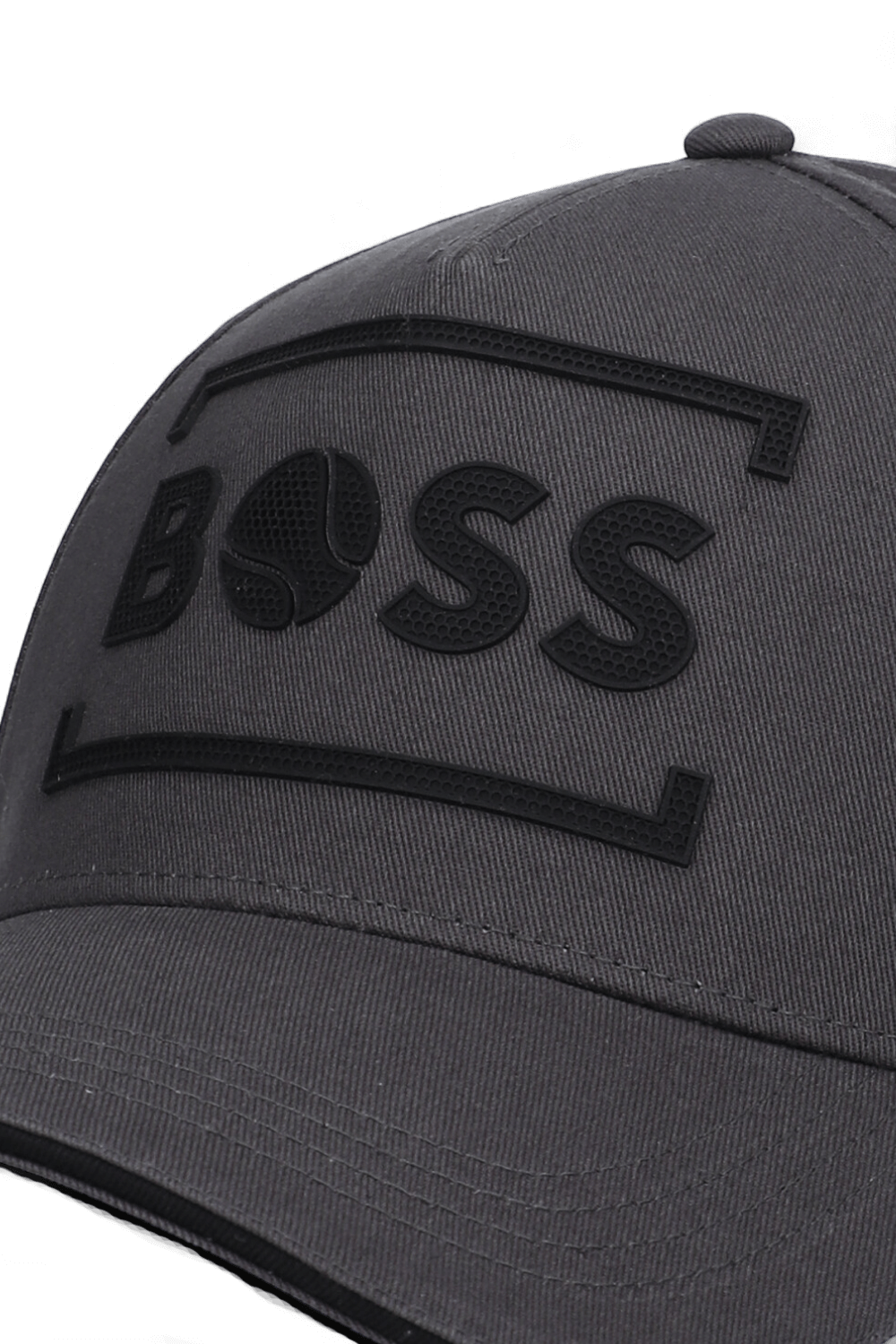 תמונת תקריב של כובע מצחייה טניס