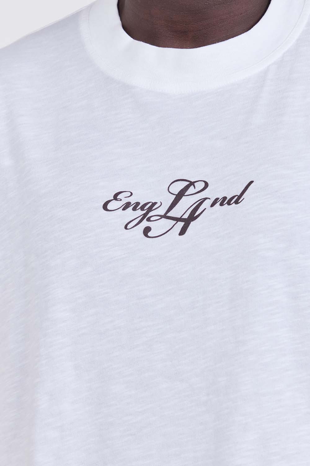 תמונת תקריב דוגמן של חולצת טי