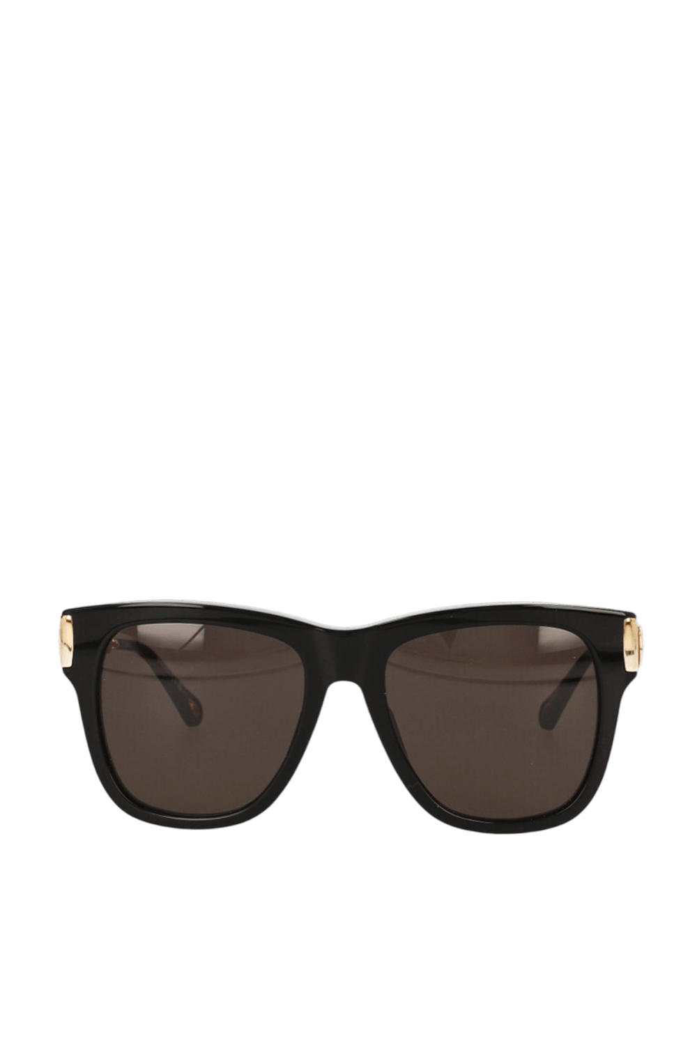 תמונה קידמית של משקפי שמש