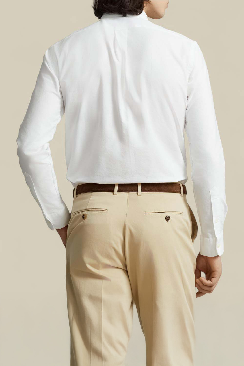 תמונת דוגמן אחורית של חולצה מכופתרת אוקספורד סלים פיט