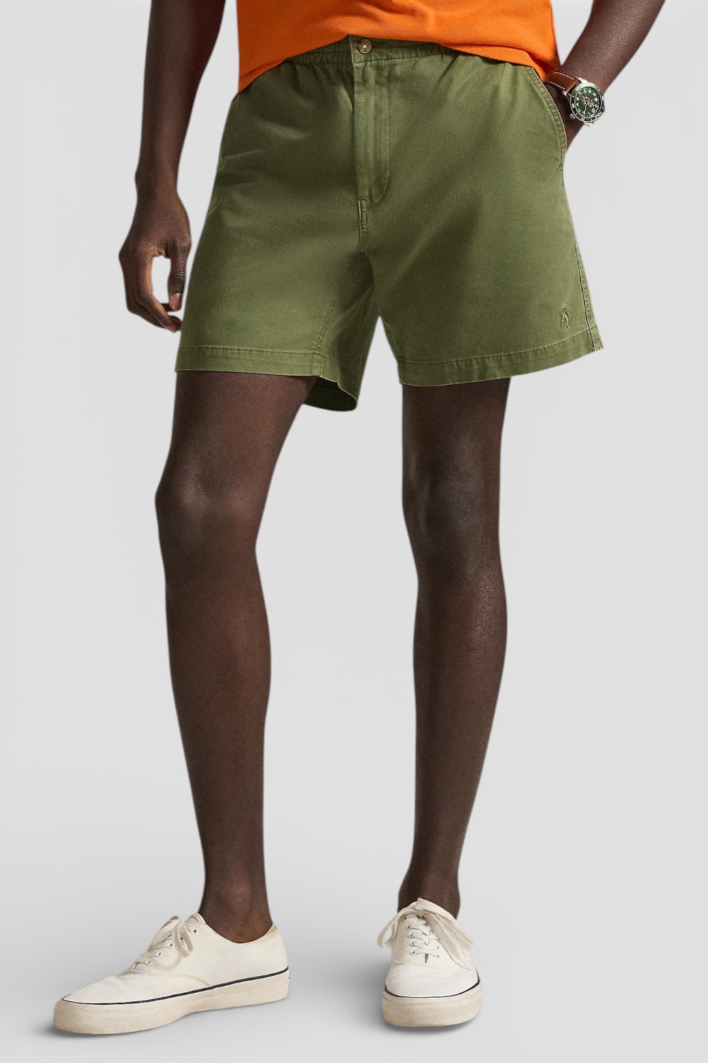 תמונת דוגמן קידמית של מכנסיים קצרים