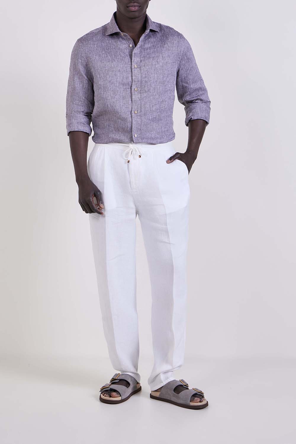 תמונת דוגמן קידמית של כפכפי סלייד