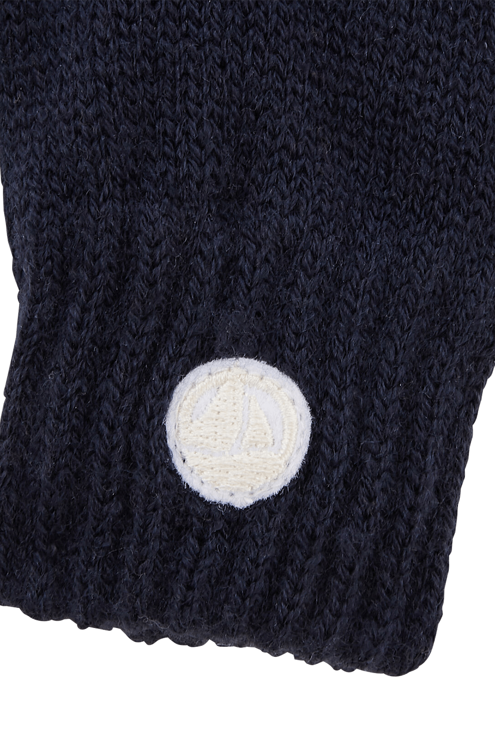 תמונה אחורית של כפפות עם לוגו פאץ' - גיל 4