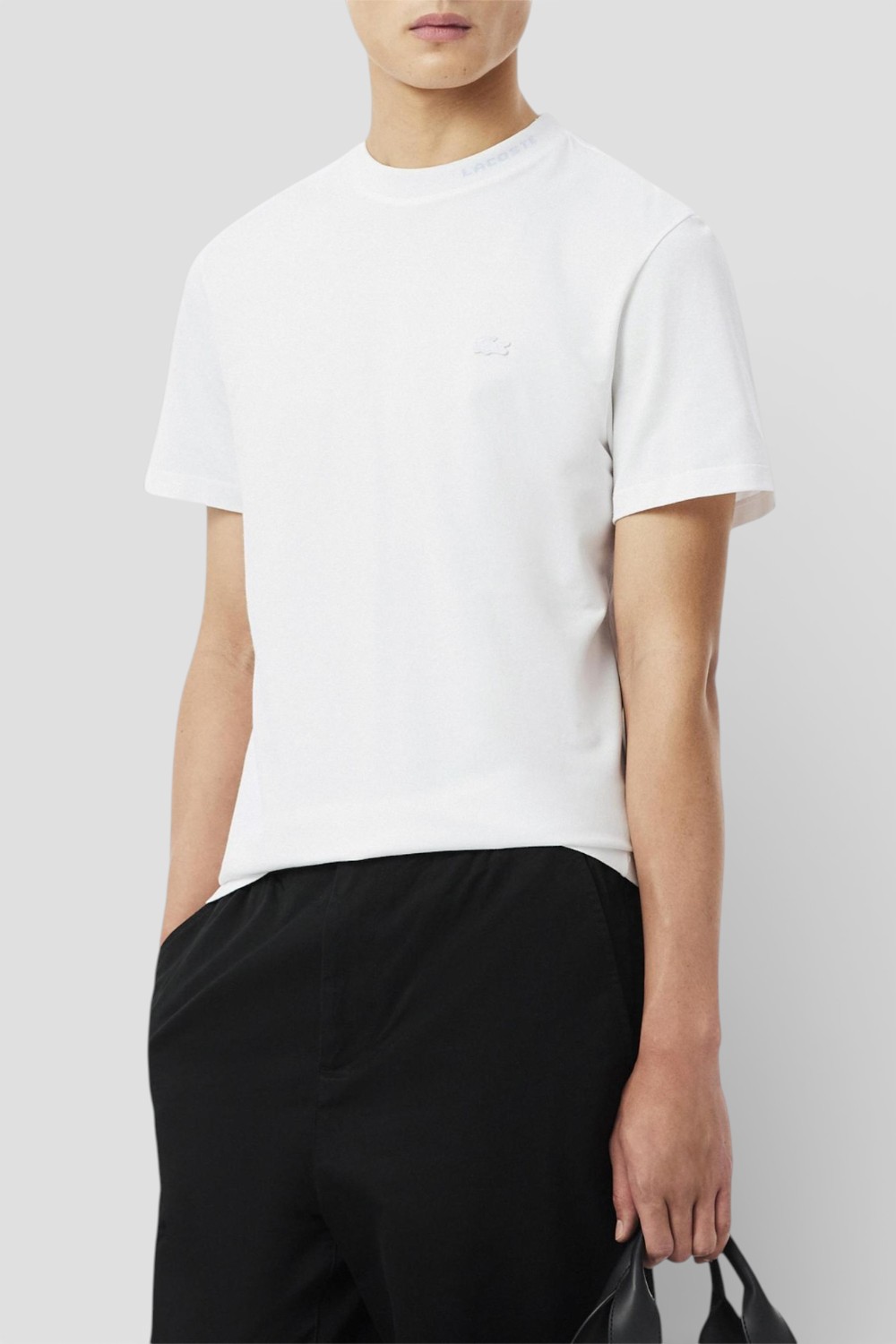 תמונת דוגמן קידמית של חולצת טי