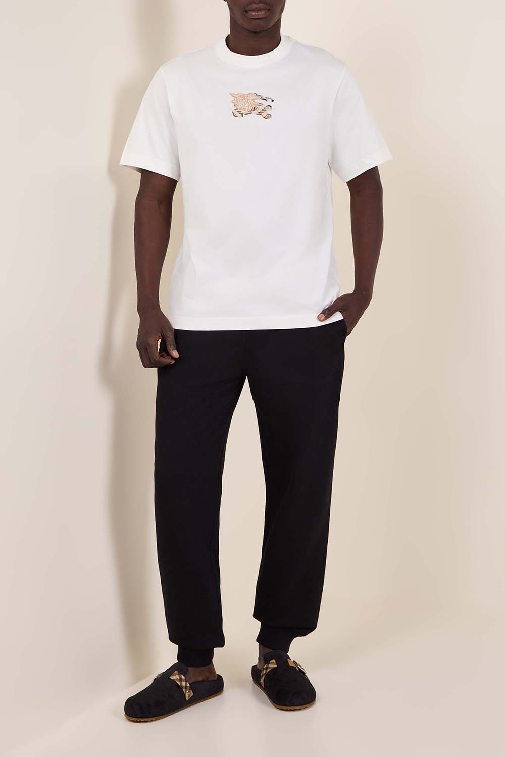 תמונת דוגמן קידמית של נעלי מיולס