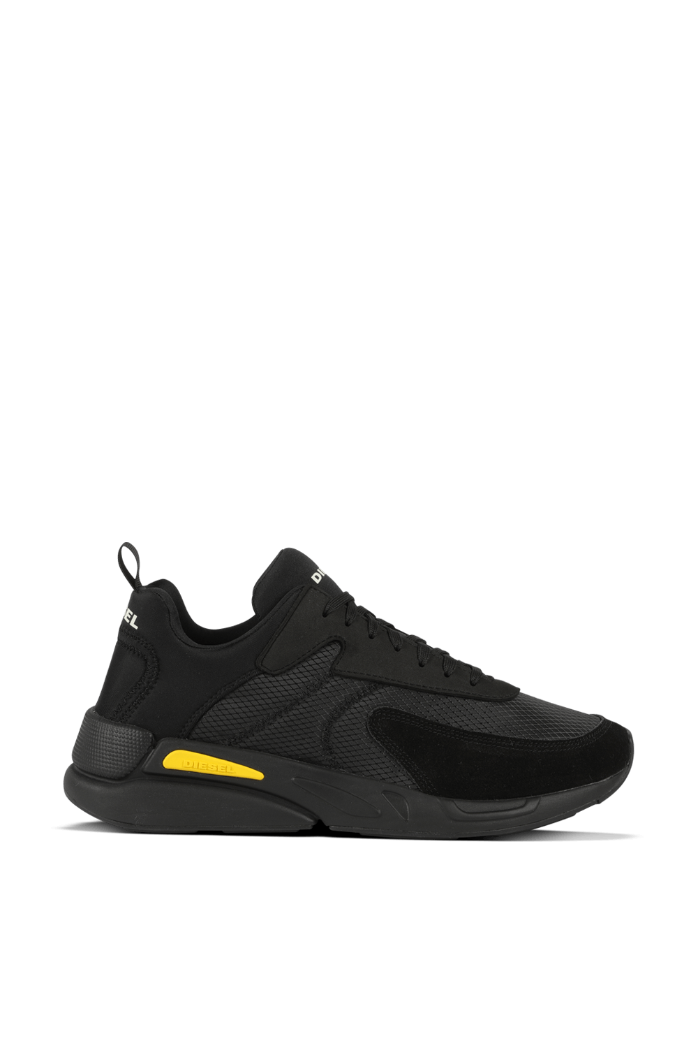 תמונה קידמית של Serendipity Sneakers in Black