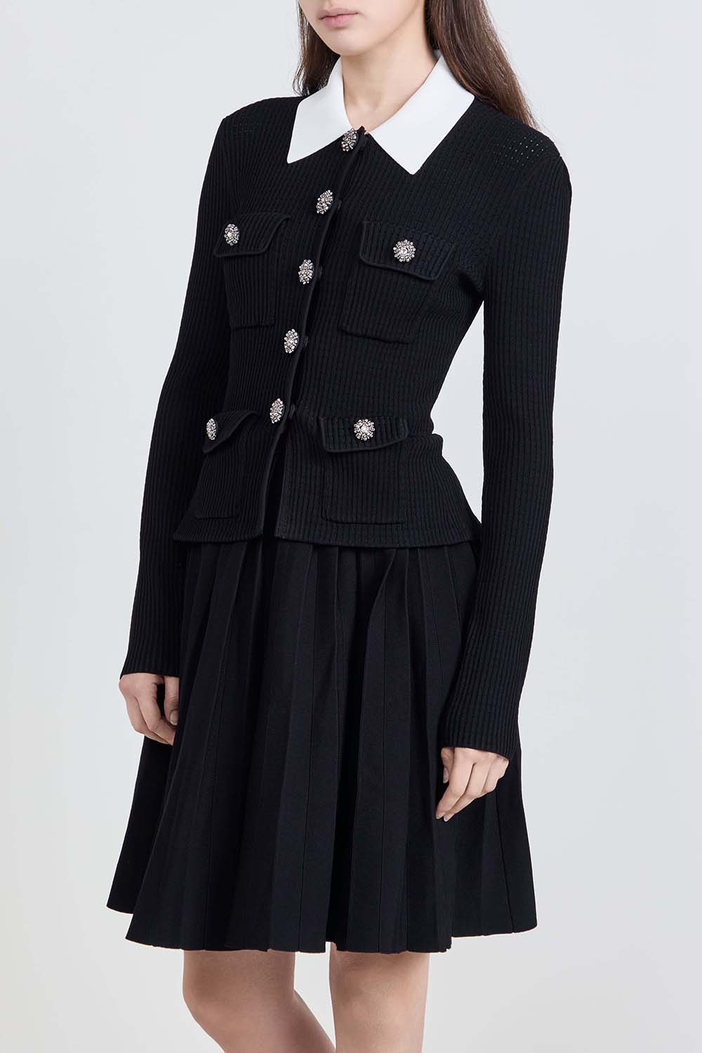 תמונת דוגמן קידמית של שמלת מיני