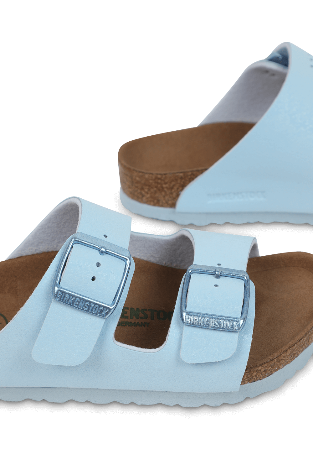 תמונת תקריב של מידות 26-35 כפכפי אריזונה בגוון תכלת פסטל