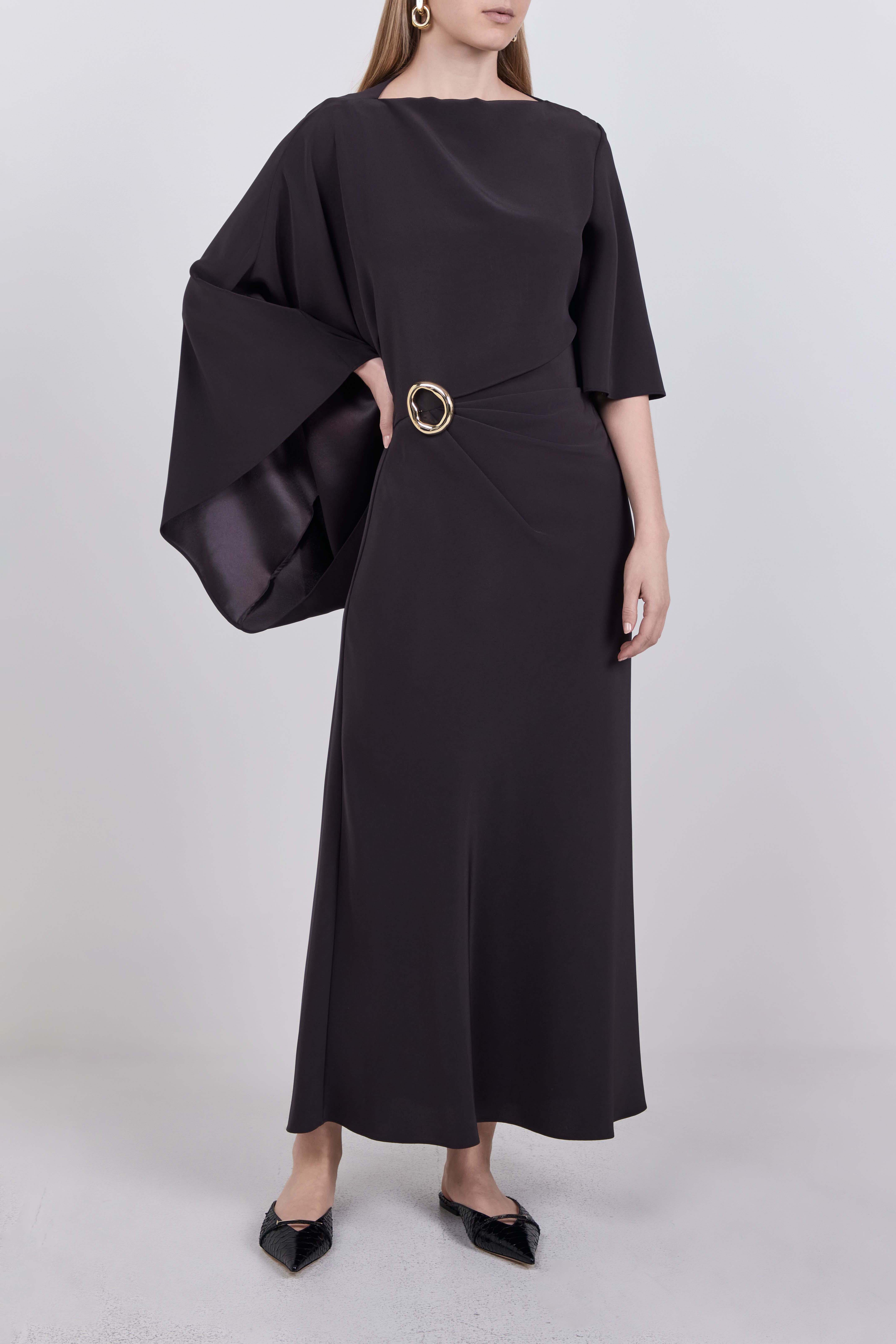 תמונת דוגמן קידמית של שמלת מקסי