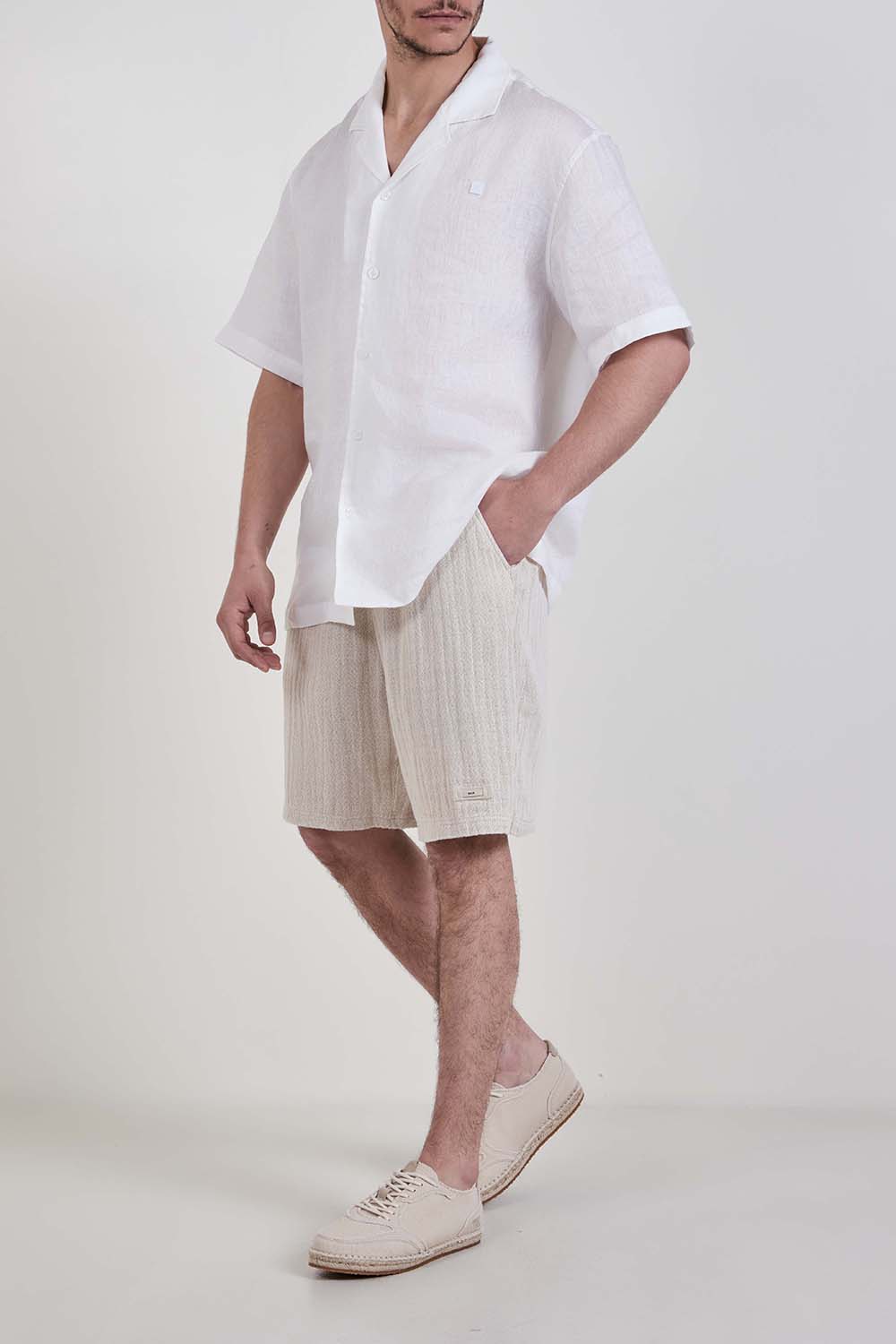 תמונת דוגמן קידמית של נעלי מוקסין