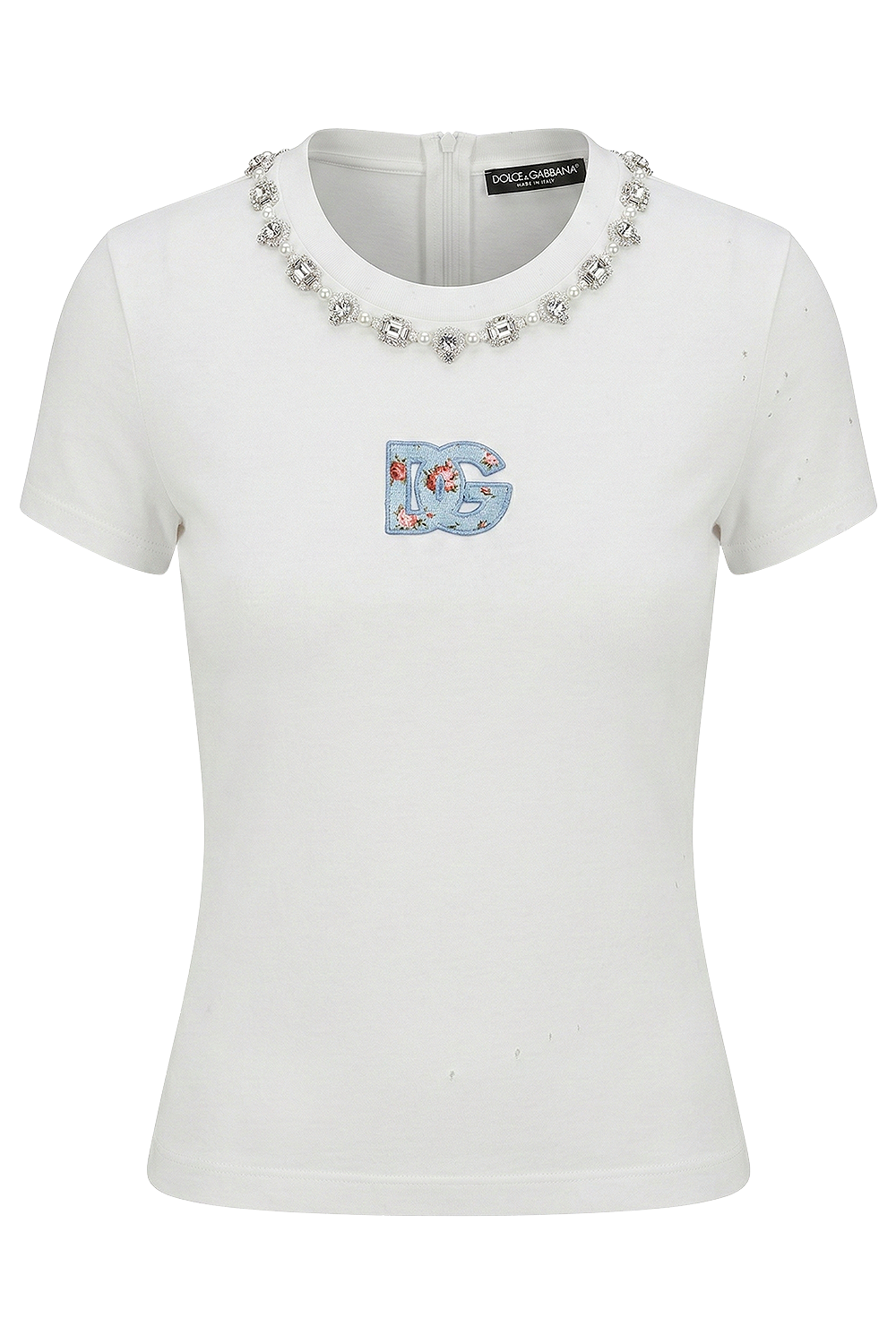 תמונה קידמית של חולצת טי