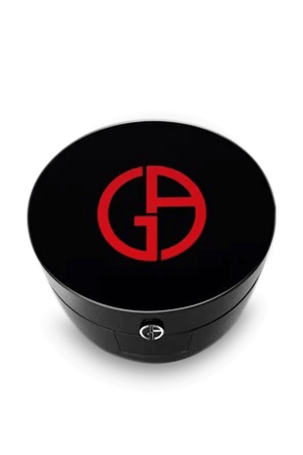 תמונת תקריב של מייק אפ באלם POWER FABRIC להענקת כיסוי גבוה