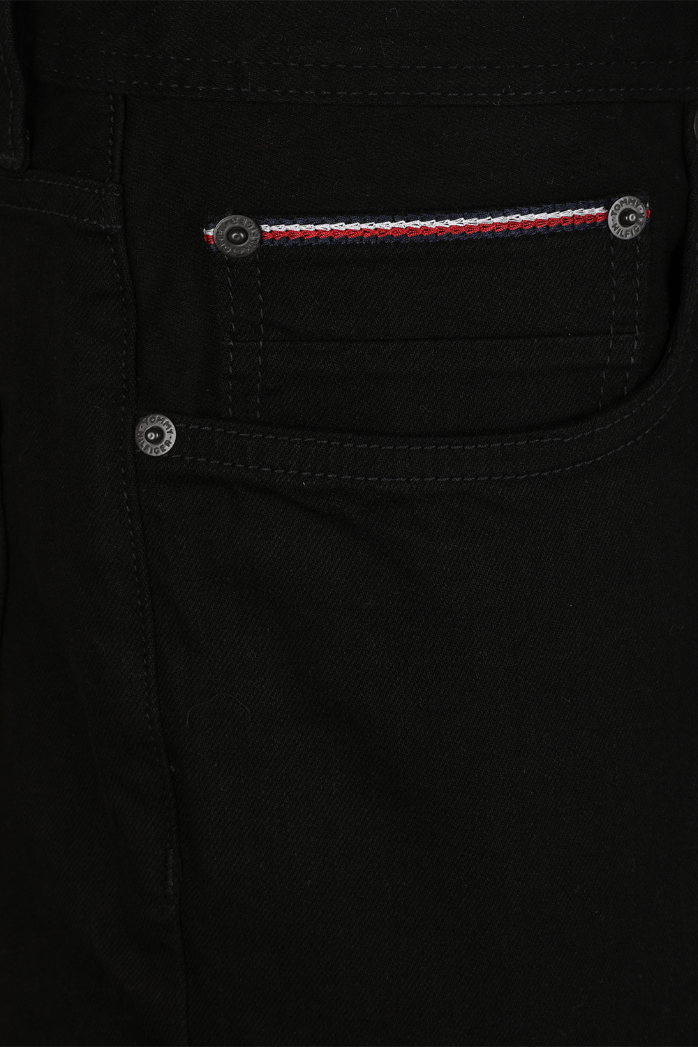 תמונה אחורית של מכנסי ג'ינס דנטון ישרים