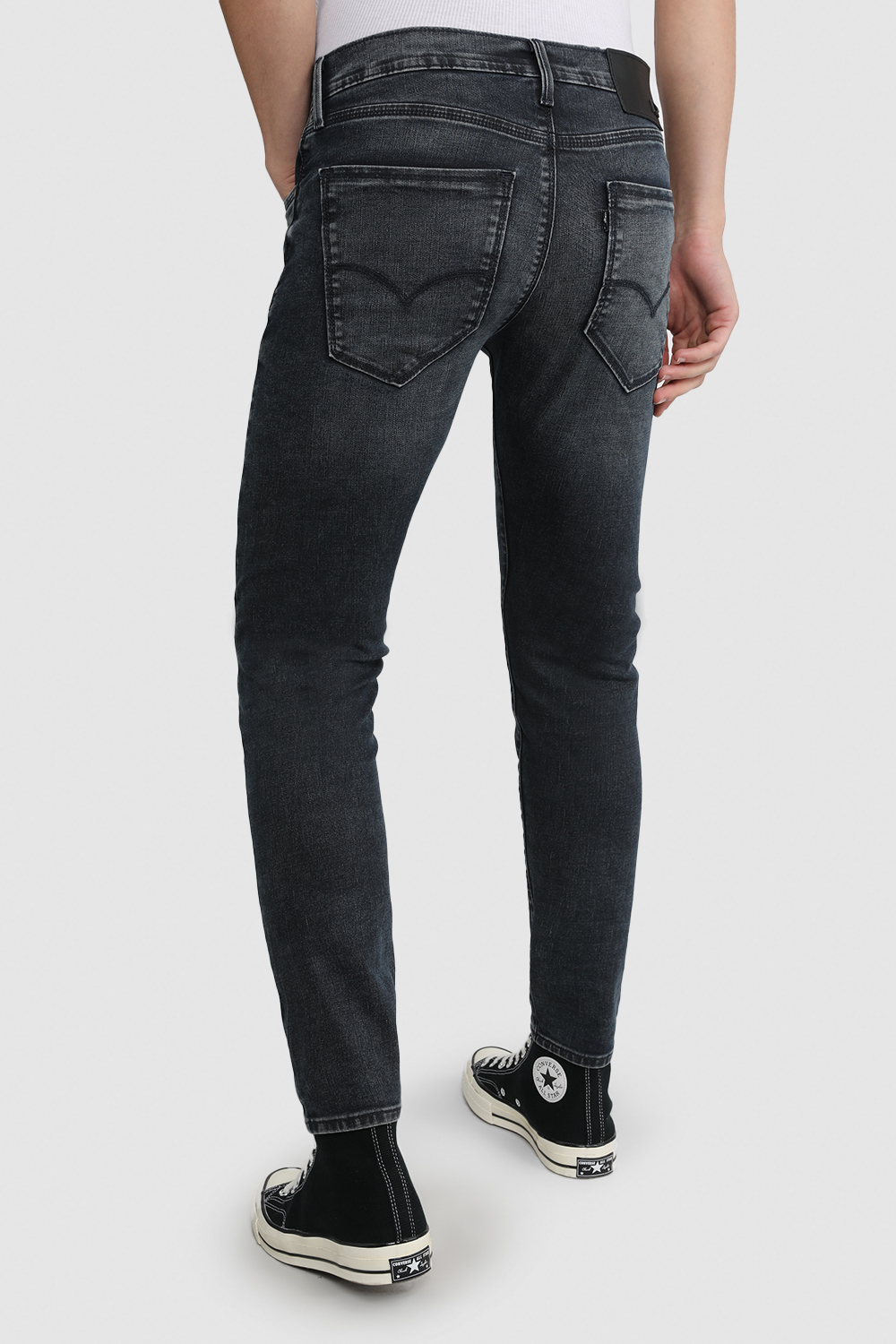 מכנסי ג'ינס טאפר LEVI`S