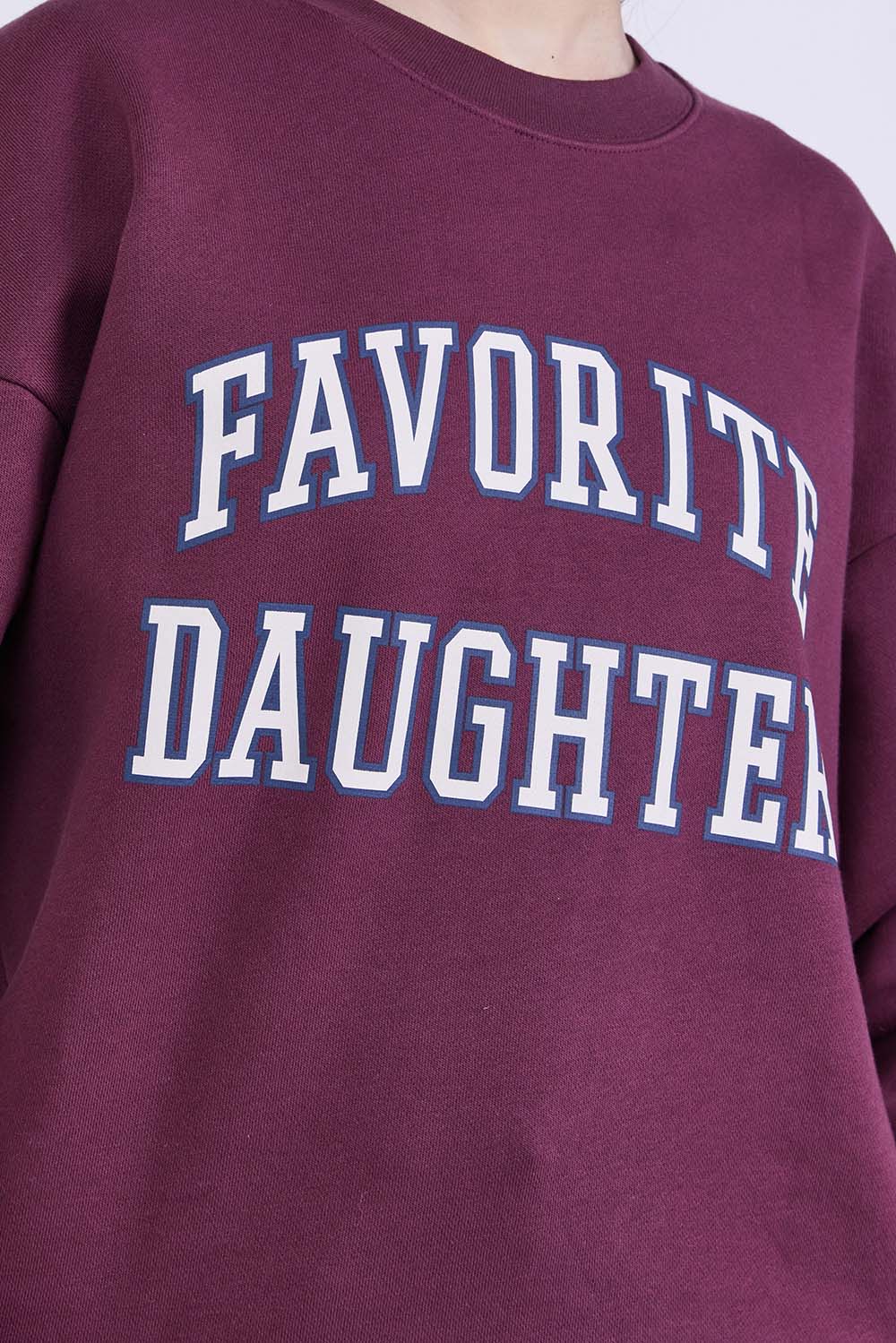 תמונת תקריב דוגמן של סווטשירט כותנה