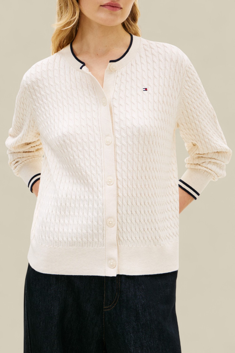 תמונת דוגמן קידמית של קרדיגן