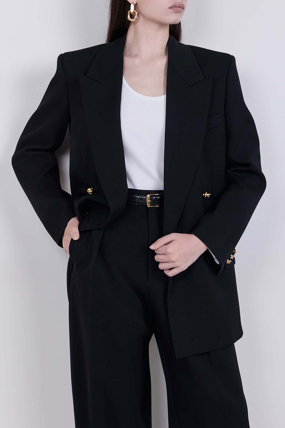 תמונת דוגמן קידמית של ז'קט מחוייט