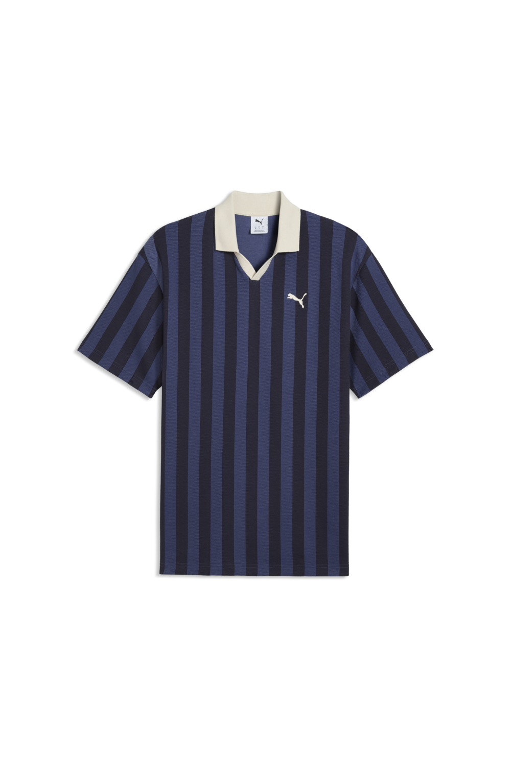 תמונה קידמית של חולצת פולו