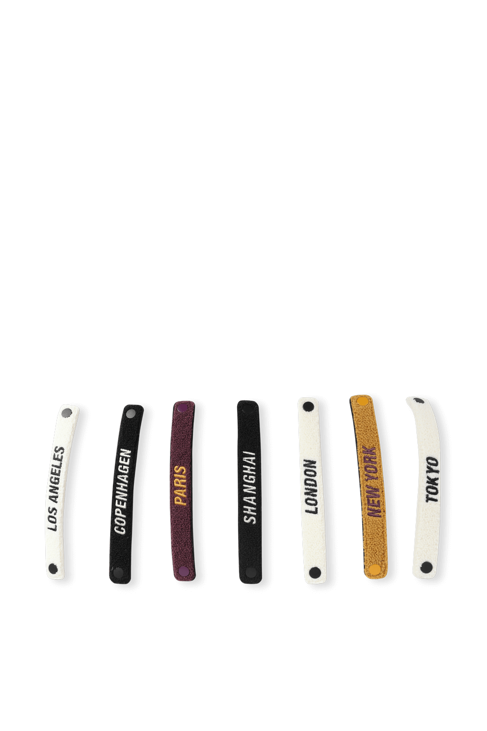 תמונת פנים של Adidas X Girls Are Awesome - Forum Low Top Sneakers