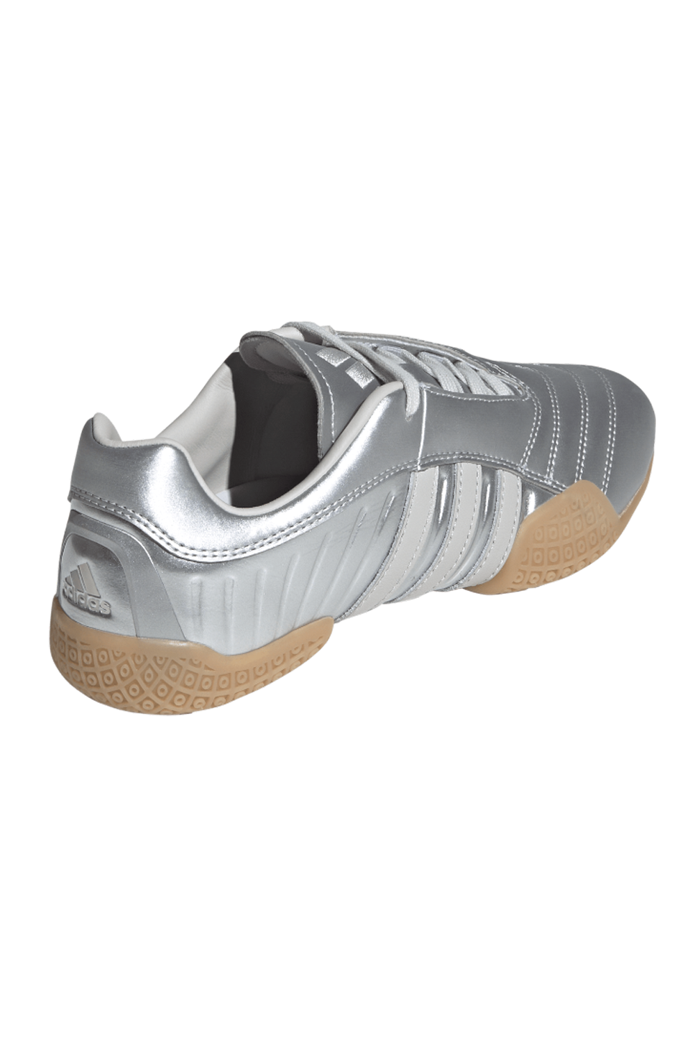 תמונת תקריב של סניקרס