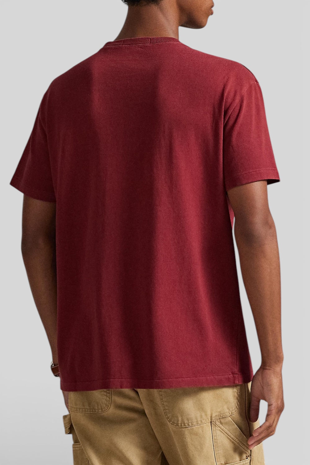 תמונת דוגמן אחורית של חולצת טי