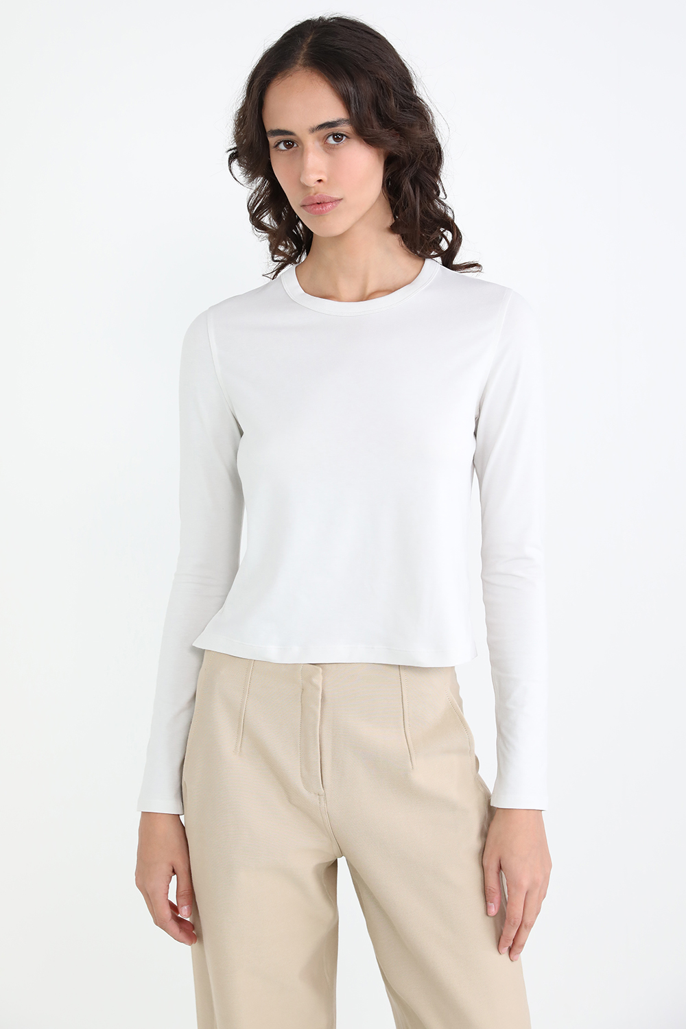 תמונת דוגמן קידמית של Classic-Fit Cotton-Blend Long-Sleeve Shirt
