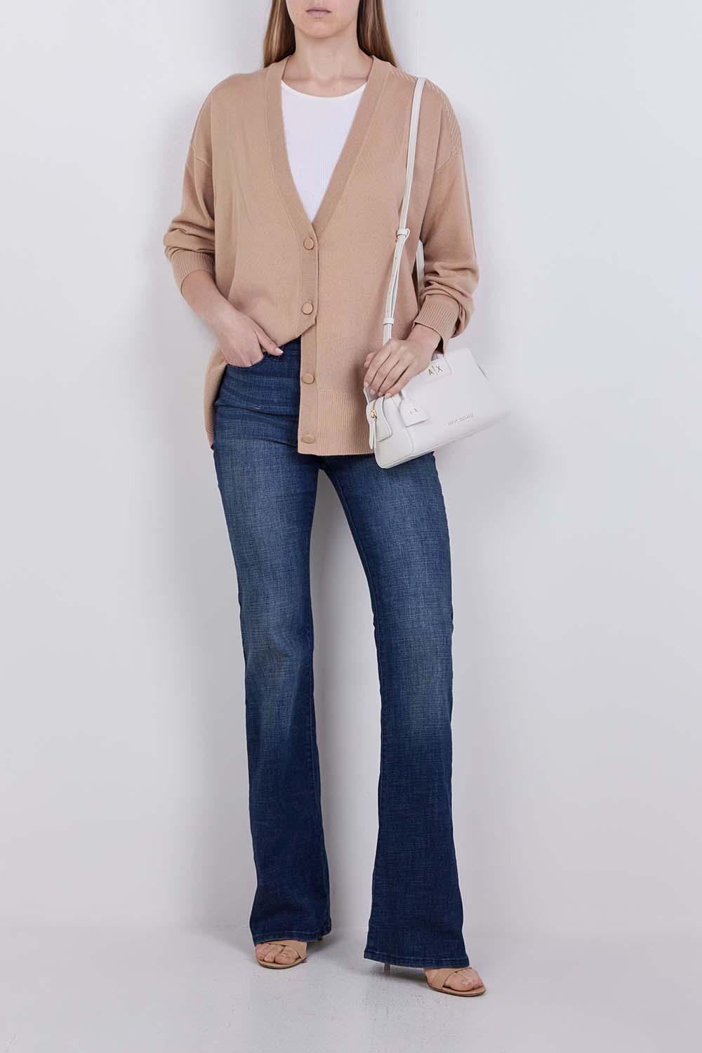 תמונת דוגמן קידמית של תיק קרוסבודי מדיום