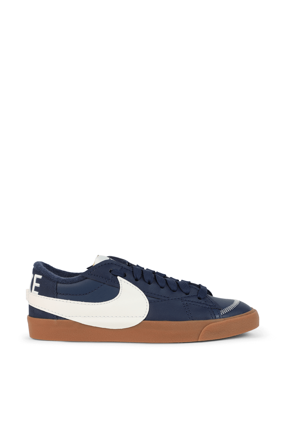 תמונה קידמית של נעלי סניקרס בלייזר 77 ג'מבו