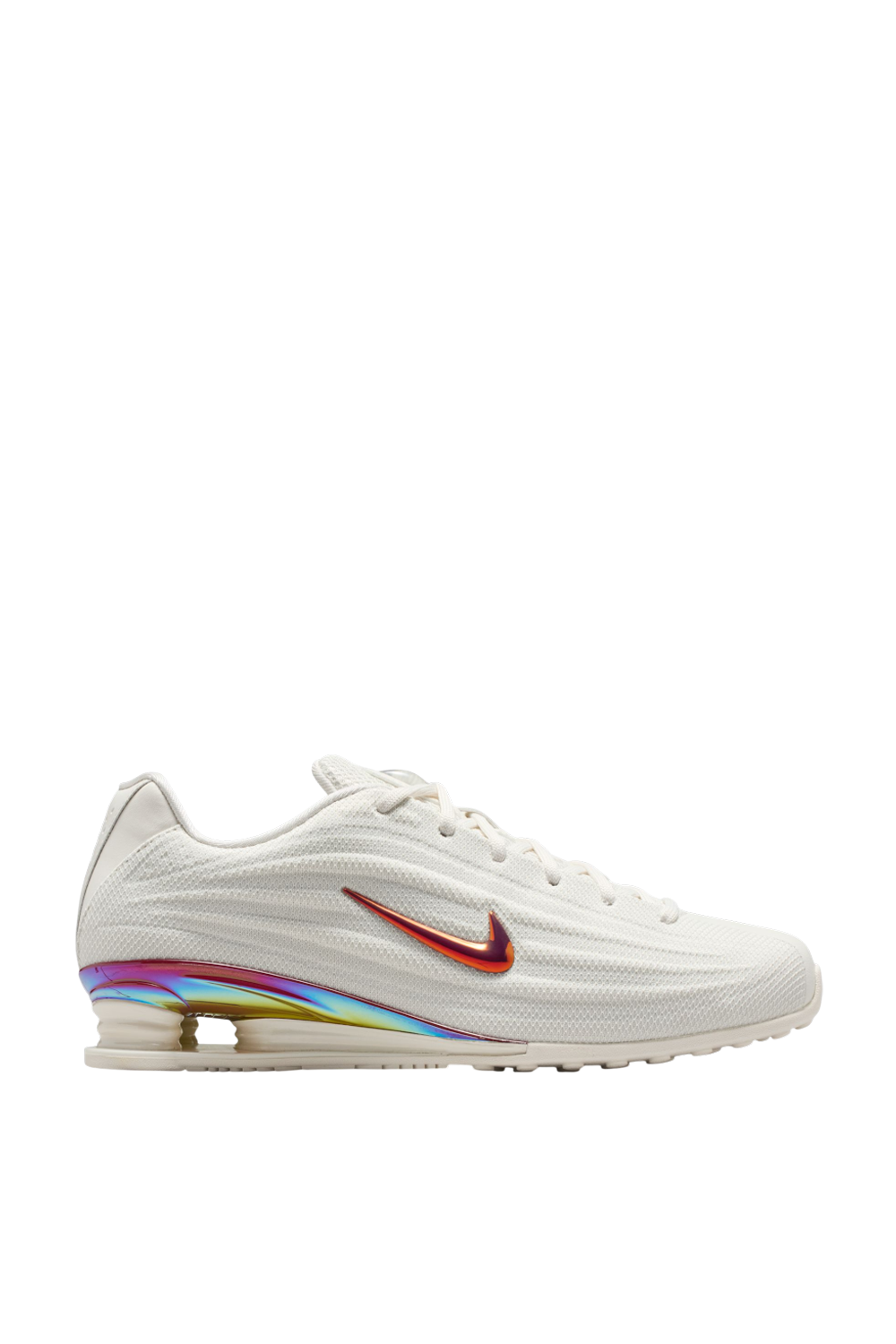 תמונה קידמית של נעלי ריצה שוקס