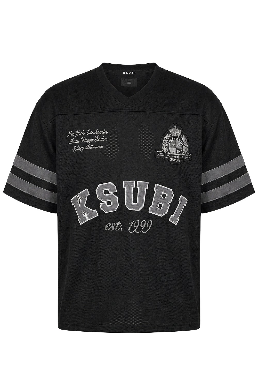 תמונה קידמית של חולצת טי אוברסייז