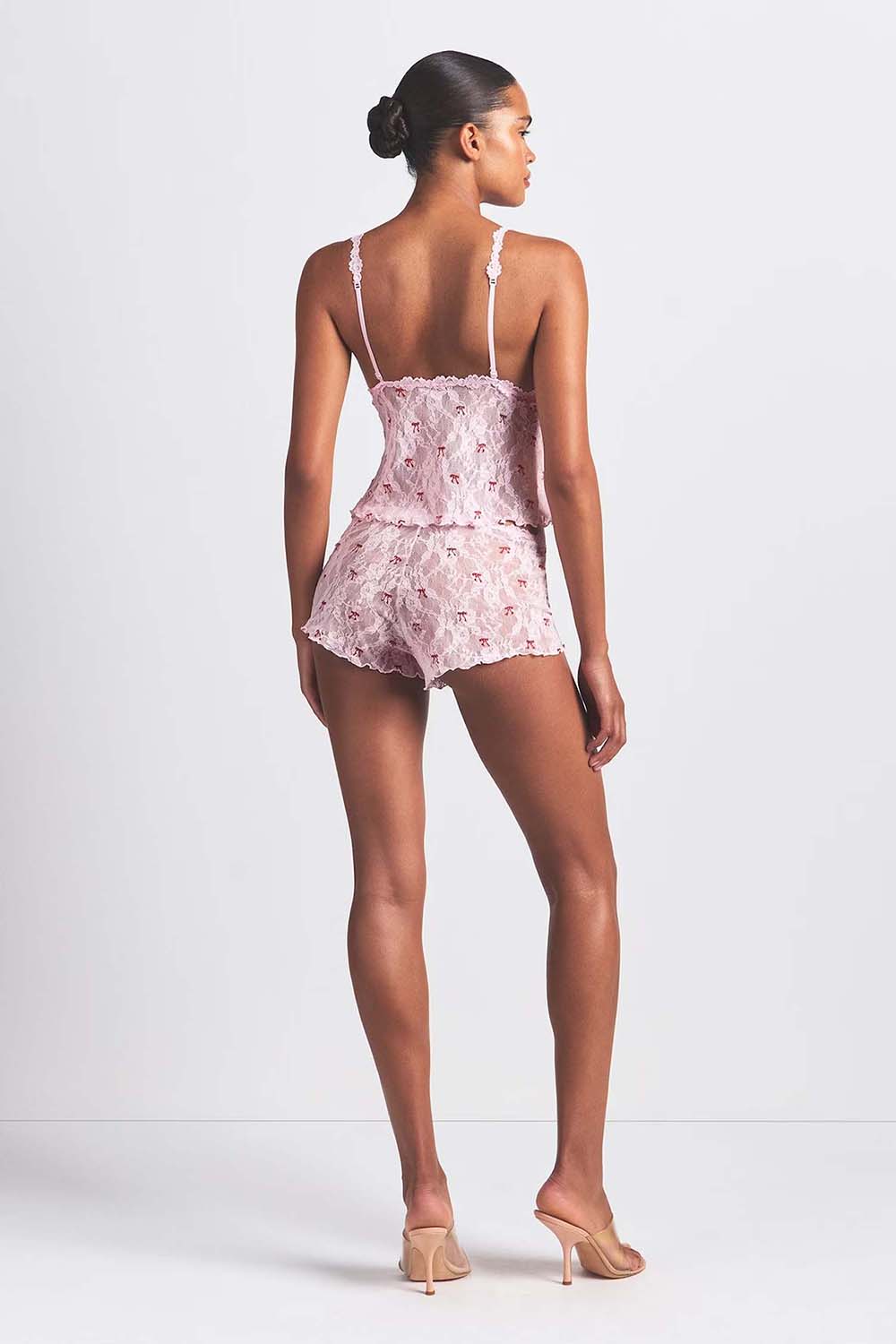 תמונת דוגמן אחורית של TRIANGLE CAMI AND SHORT SET