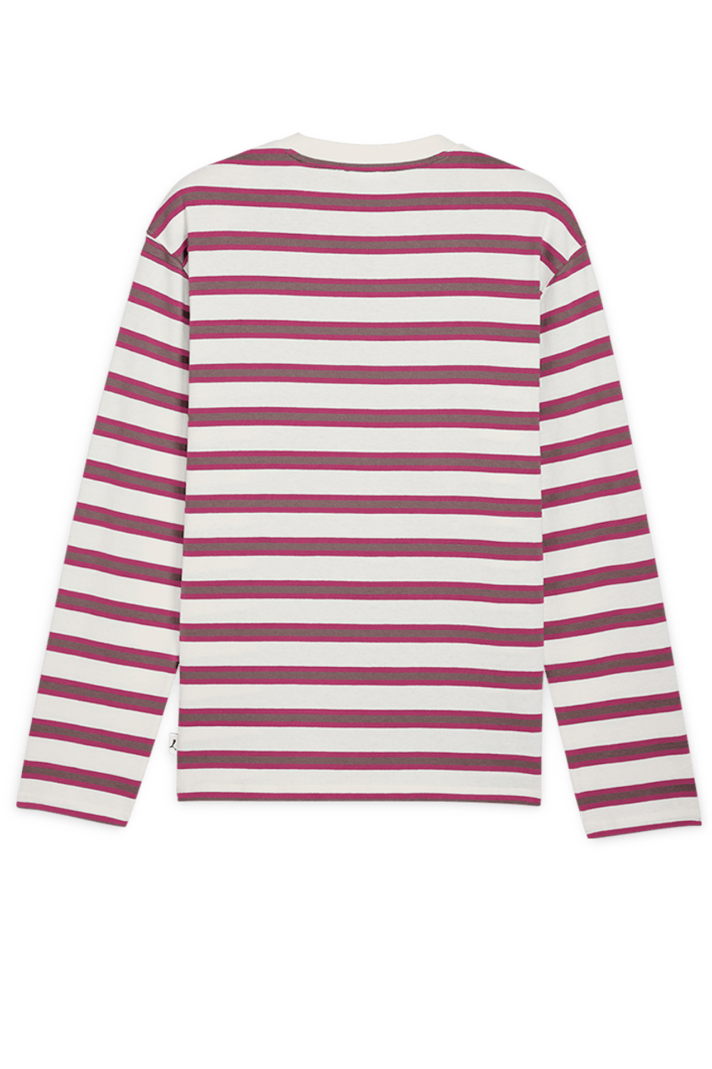 תמונה אחורית של חולצת טי שרוול ארוך