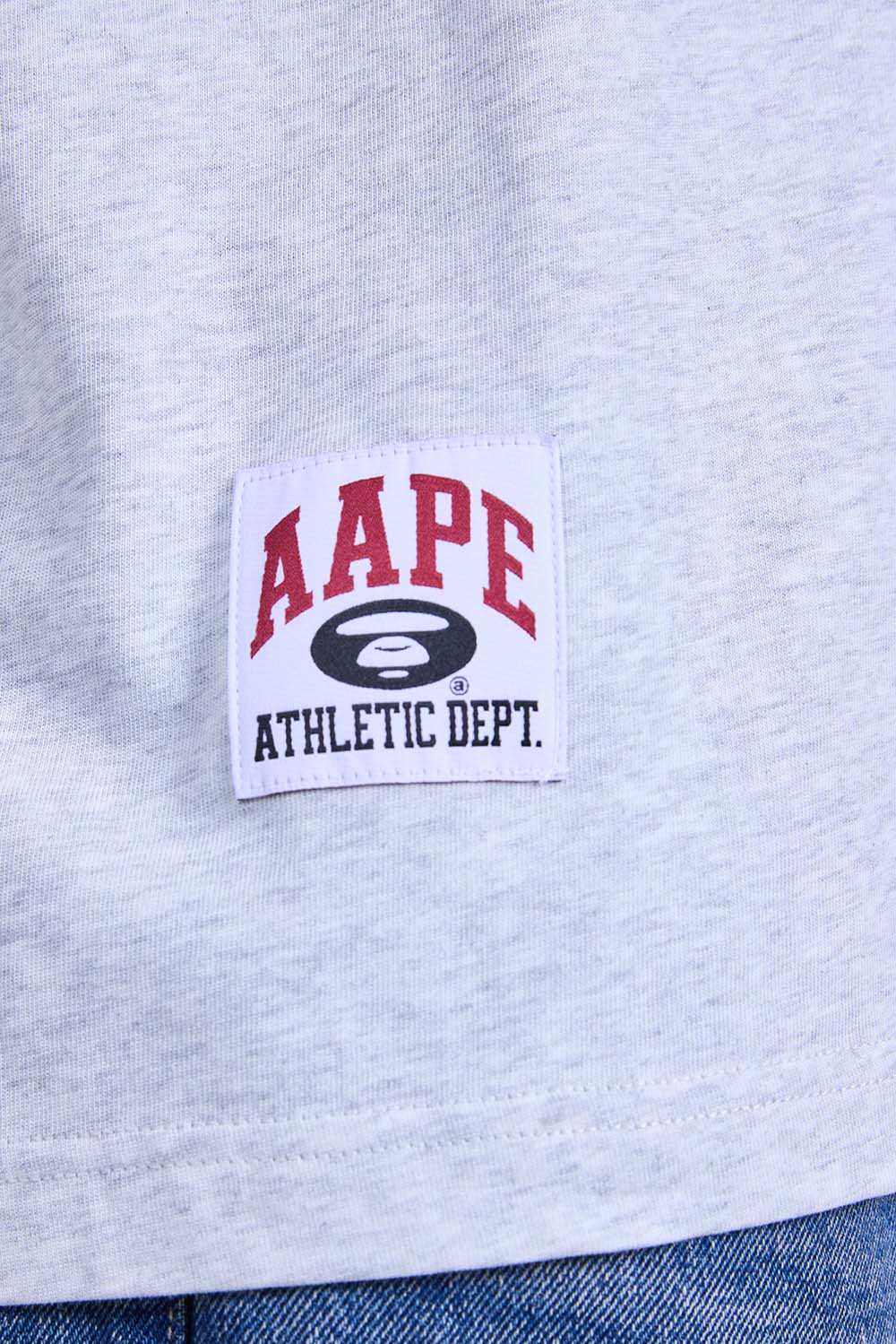 חולצת טי בגזרה ישרה