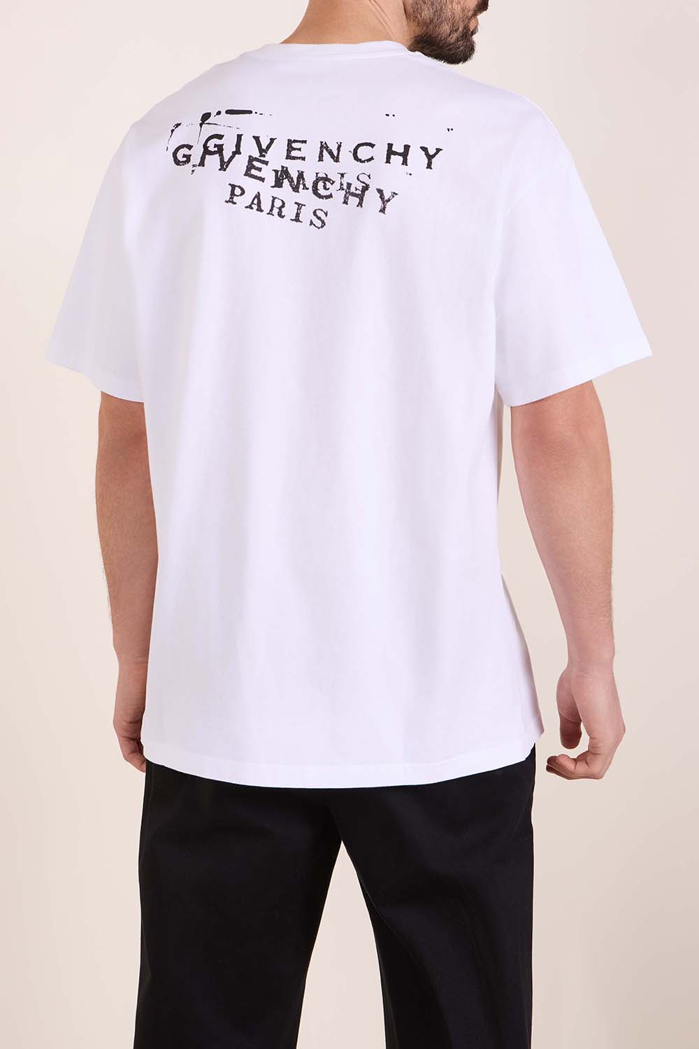 תמונת דוגמן אחורית של חולצת טי