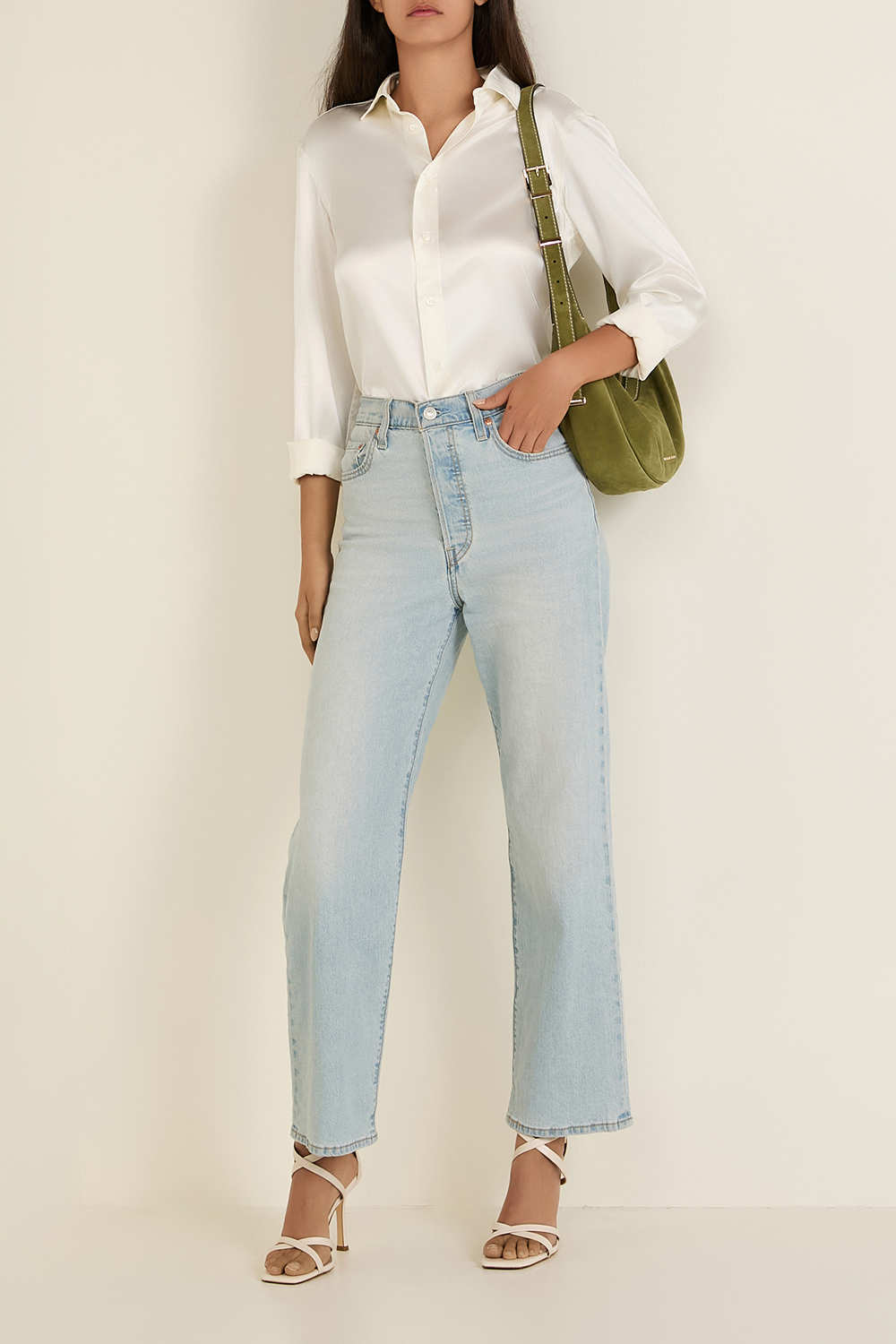 תמונת דוגמן קידמית של תיק כתף