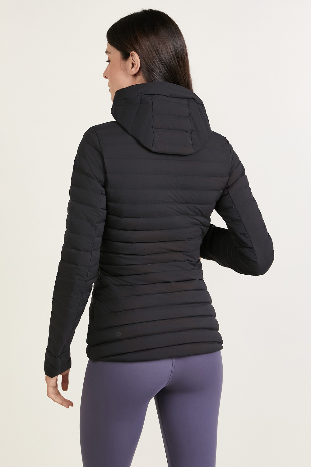 תמונת דוגמן אחורית של Pack It Down Jacket