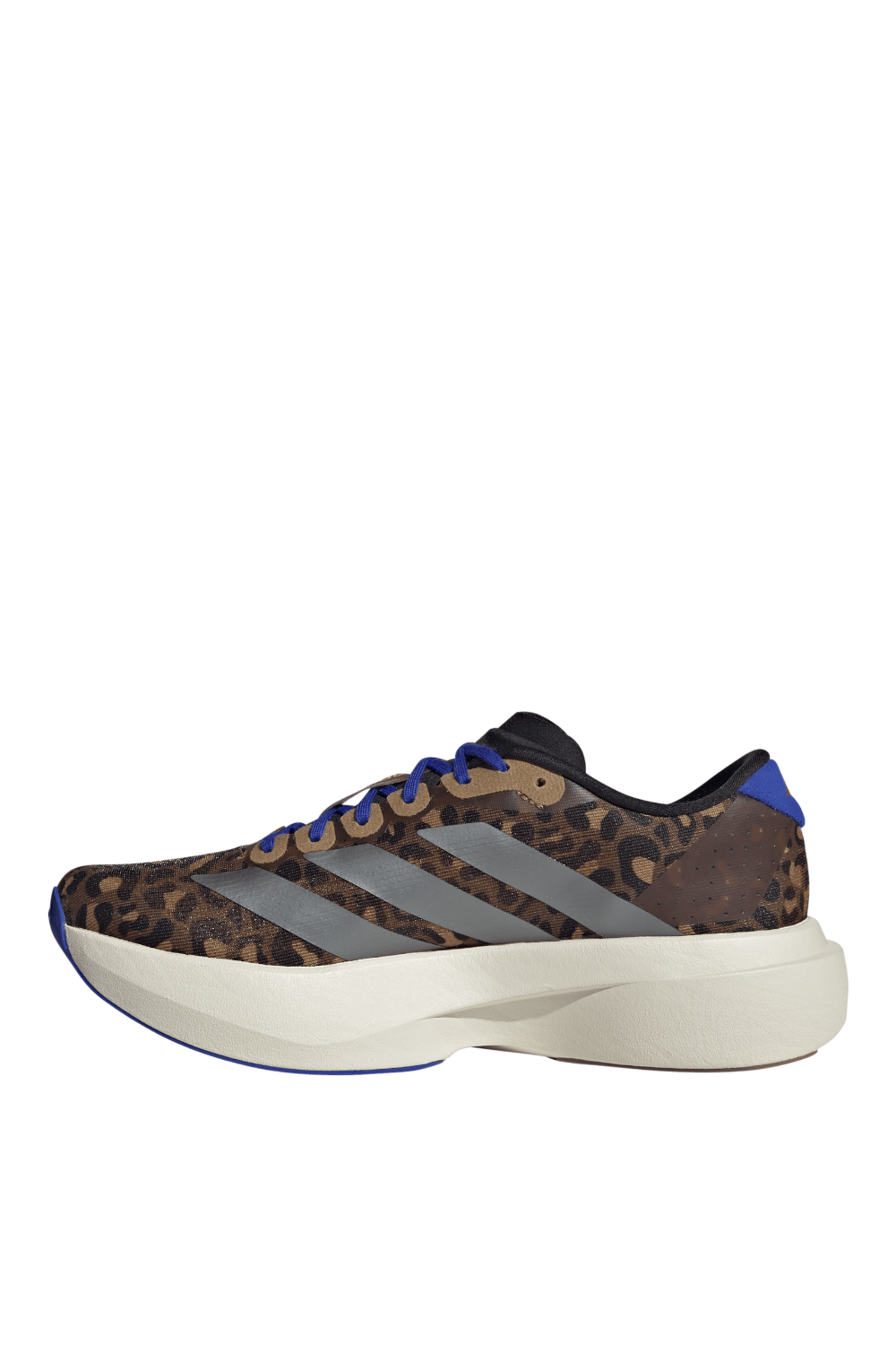 תמונה אחורית של נעלי סניקרס