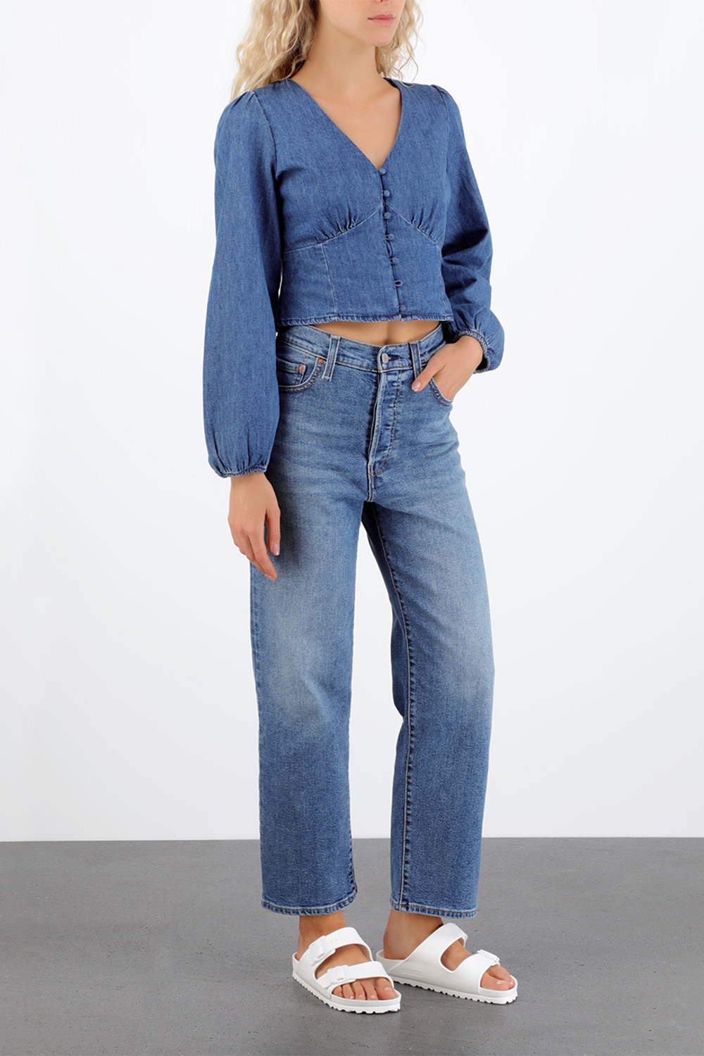 תמונת דוגמן קידמית של כפכפי סליידס אריזונה