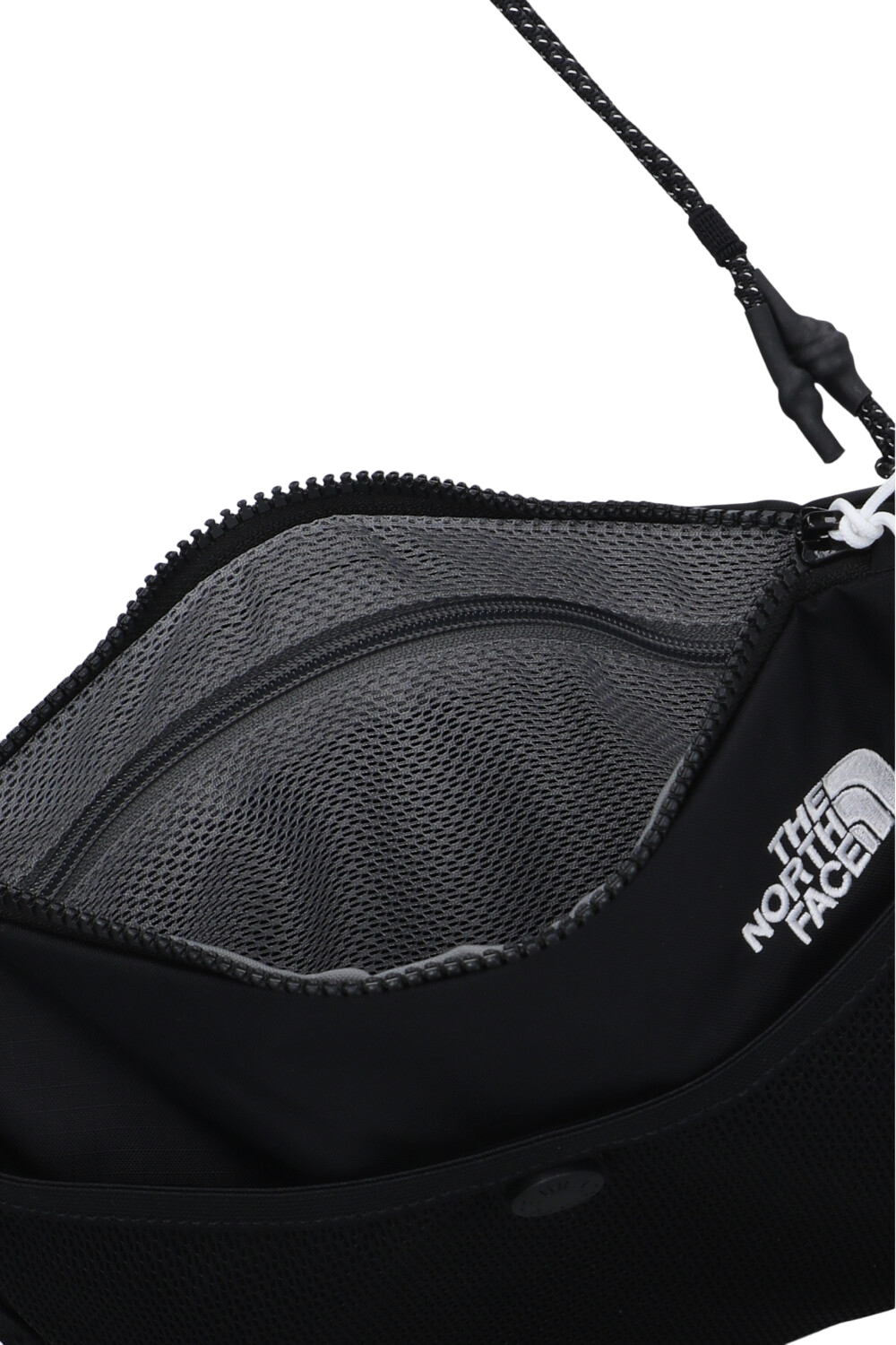 תמונת פנים של תיק פאוץ' טרה