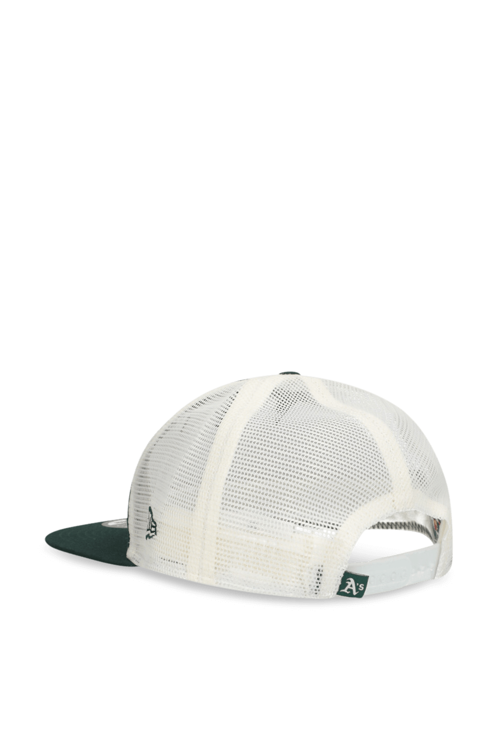 תמונה אחורית של כובע בייסבול