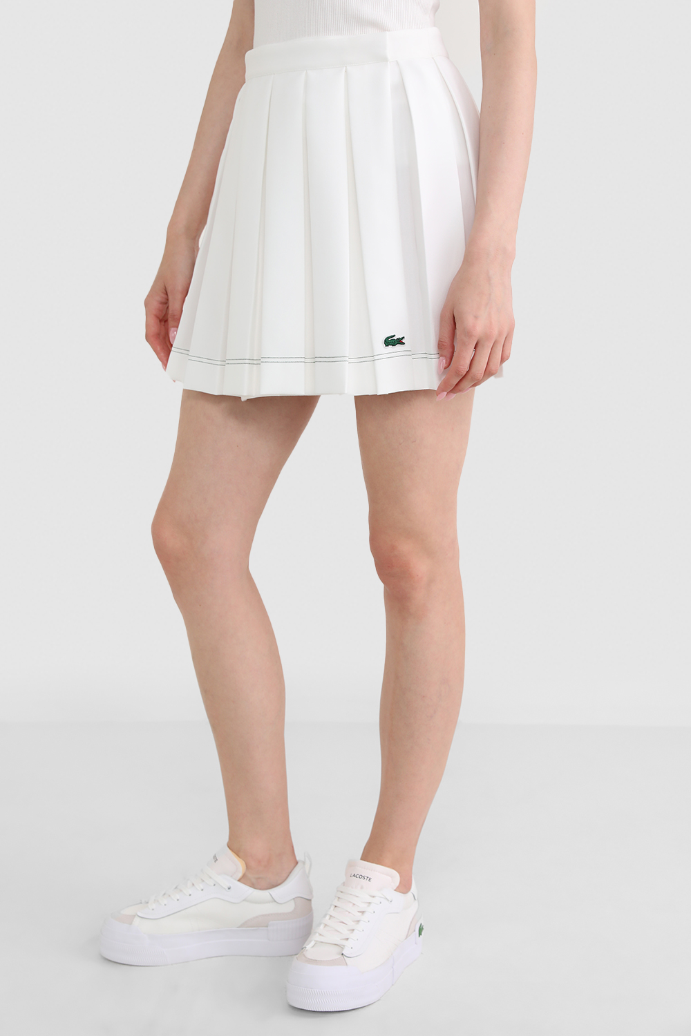 תמונת דוגמן קידמית של חצאית מיני