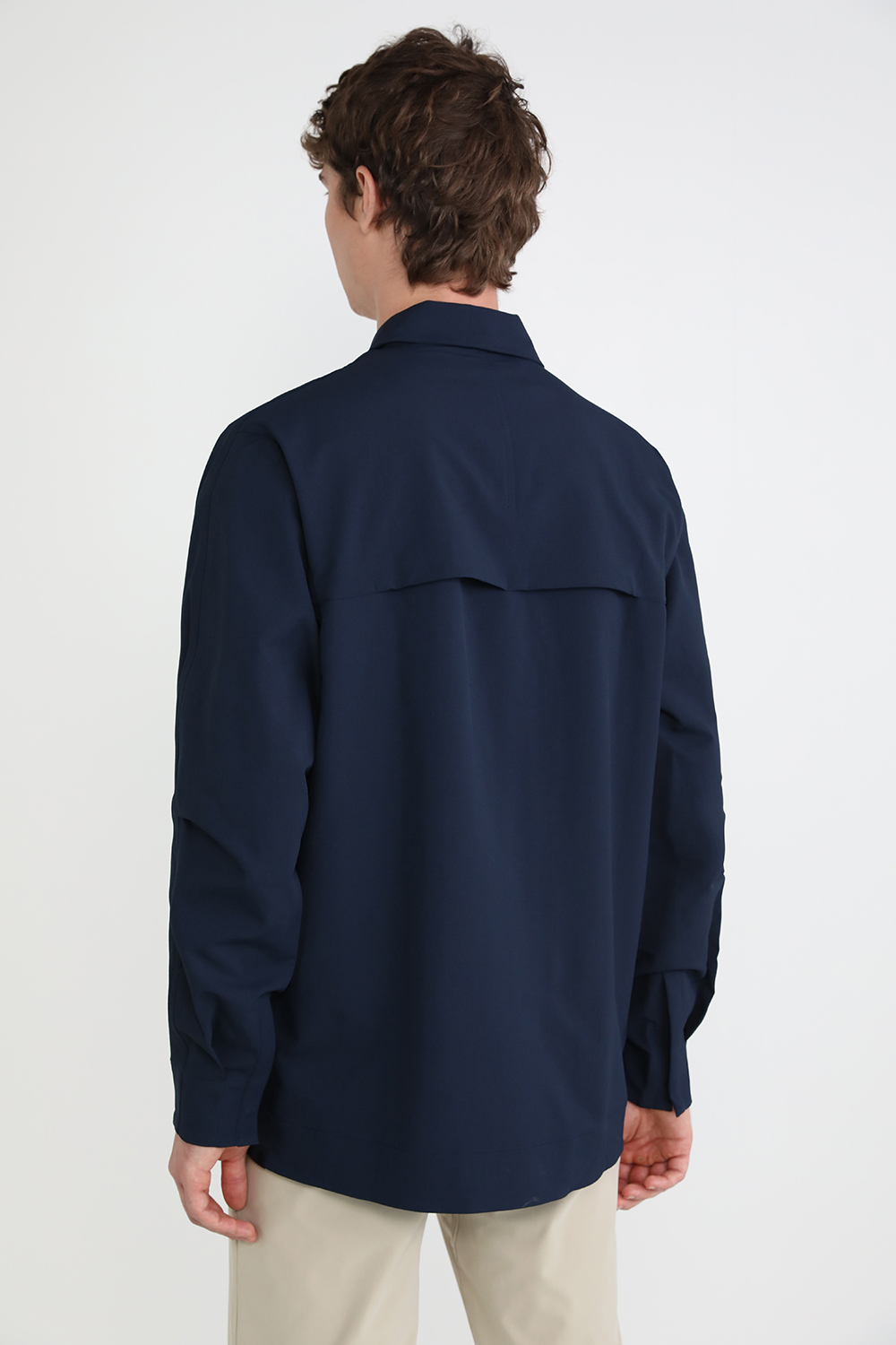 תמונת דוגמן אחורית של Cargo Pocket Shirt Jacket